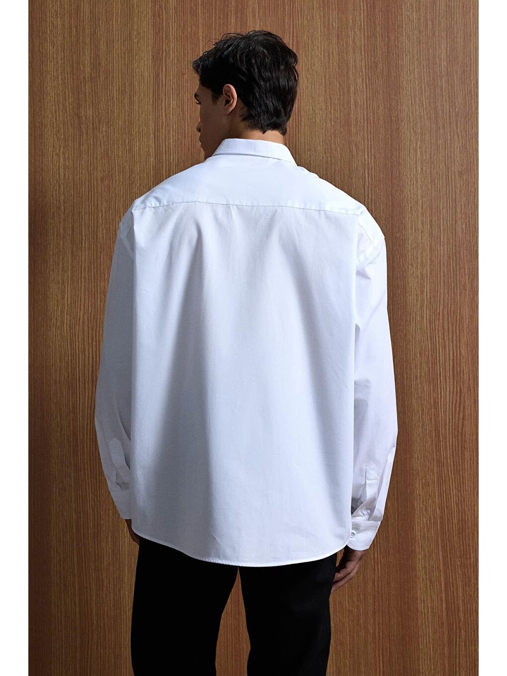 Erkek Oversize Uzun Kollu Basic Gömlek Beyaz-3