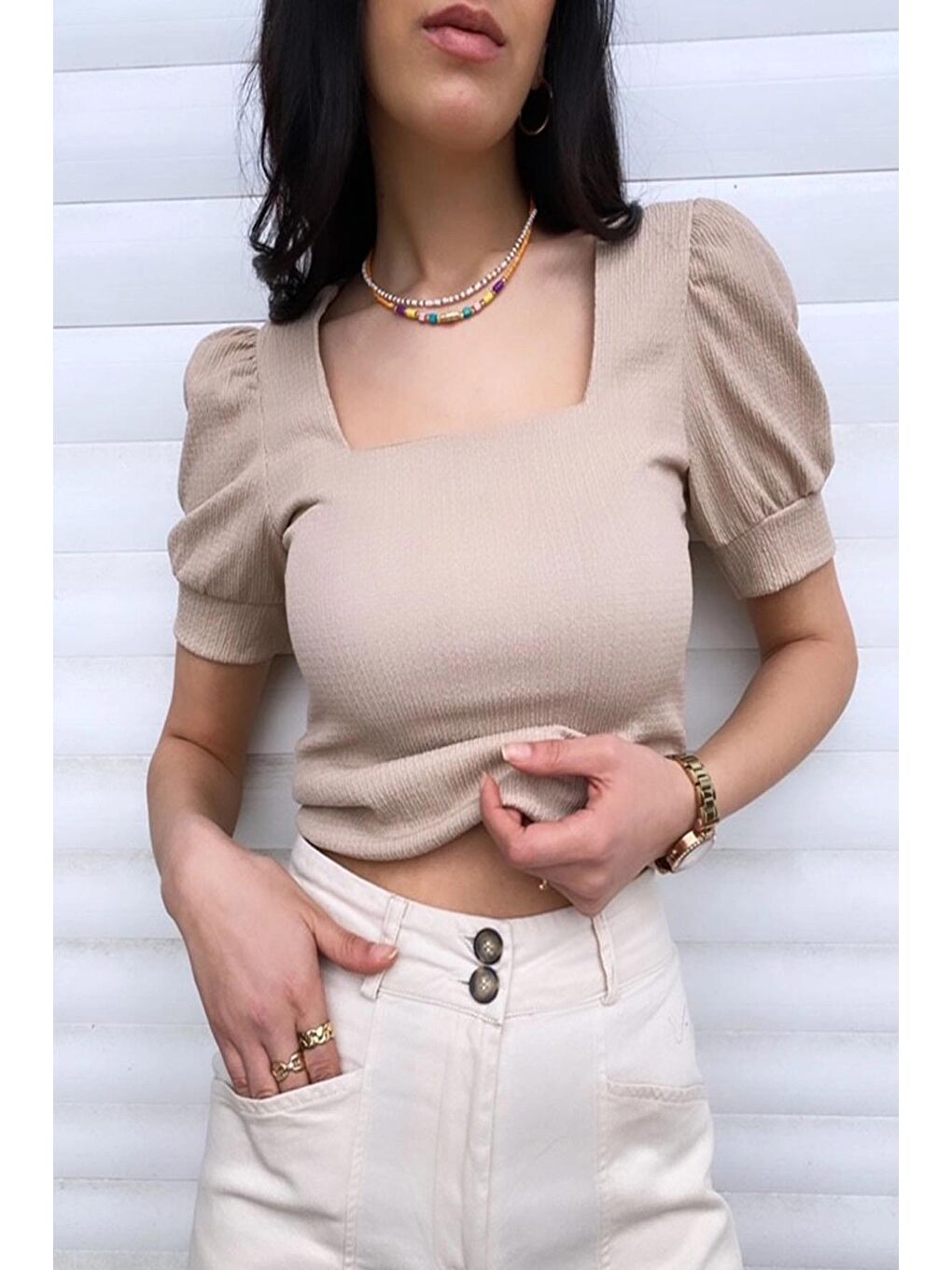 Bej Kare Yaka Kısa Kol Bluz-3