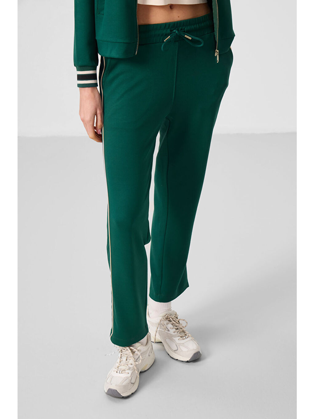 Yeşil Yumuşak Dokulu Triko Dik Yaka Oversize Kadın Eşofman Takım - 95350-2