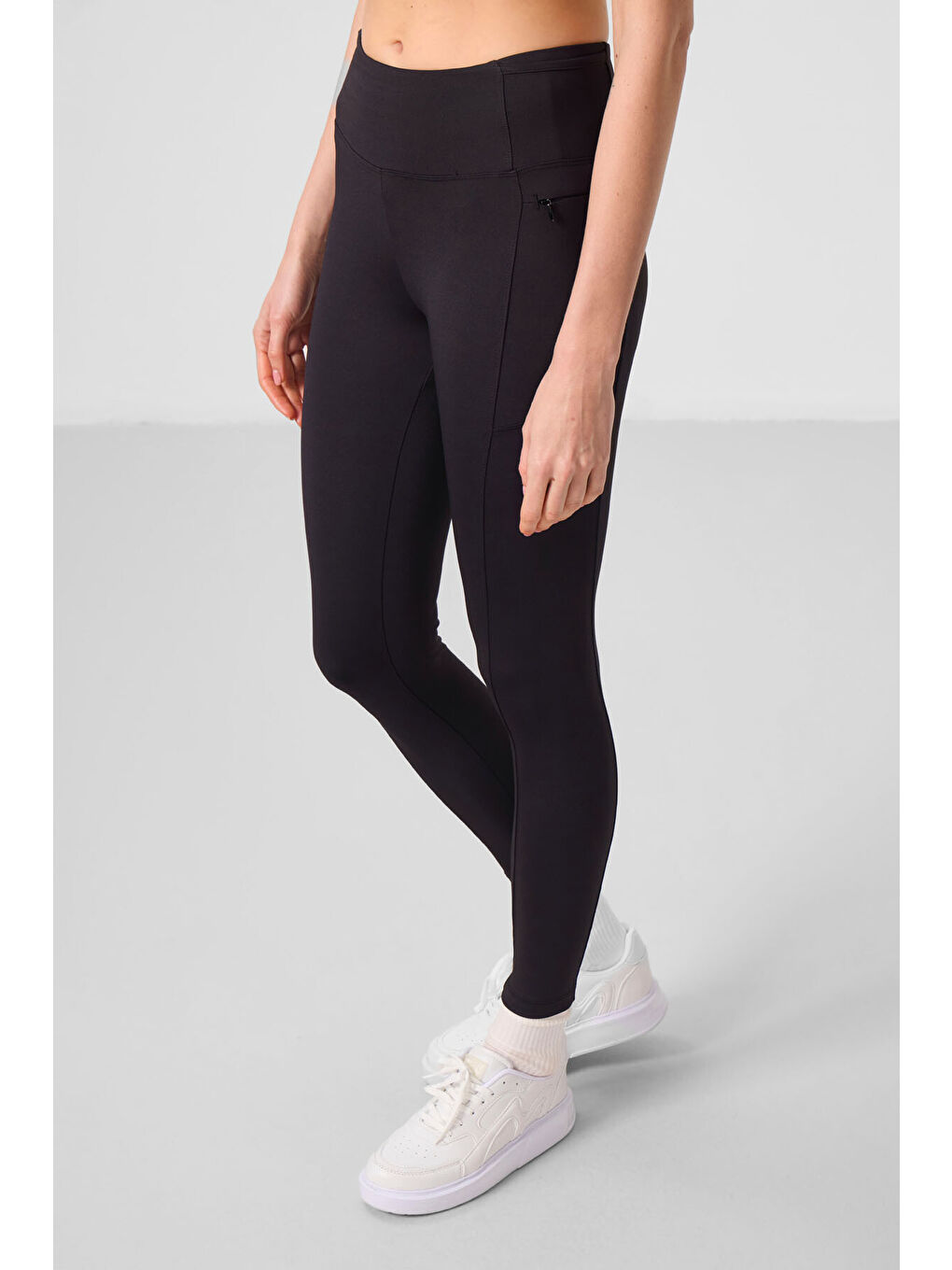 Siyah Polyester Esnek Standart Fit Performans Kadın Tayt - 94667-3