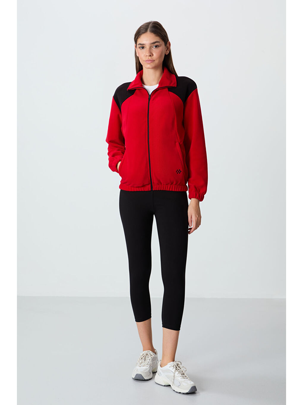 Kırmızı Kalın Yumuşak Dokulu Dik Yaka Oversize Nakışlı Polar Kadın Sweatshirt - 97293-3