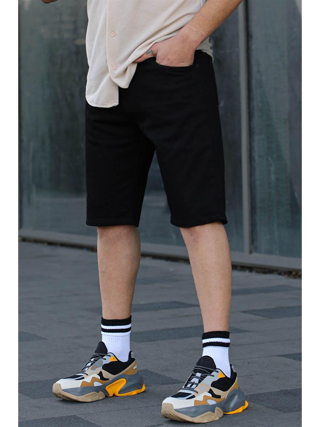 Siyah Basic Kısa Kapri Şort 6346-2