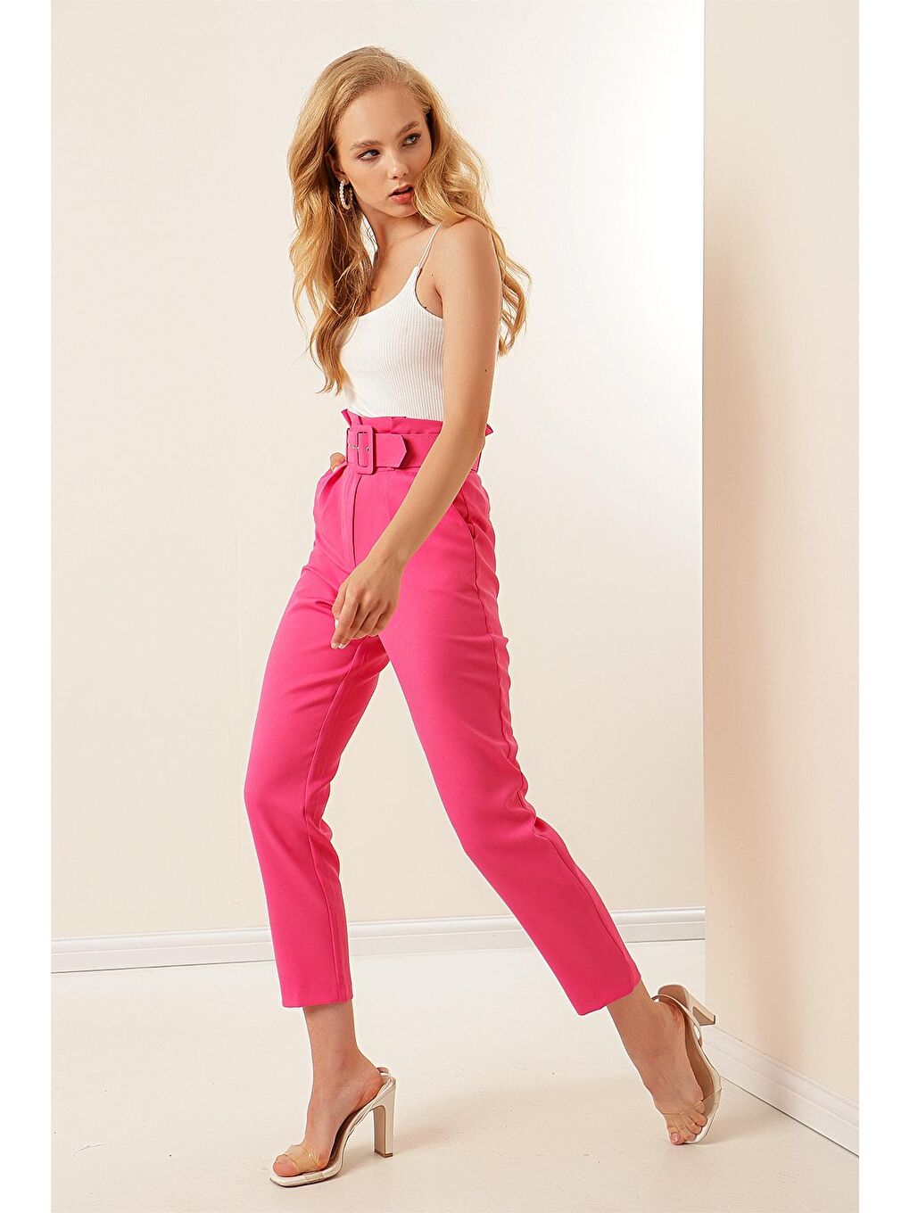Pembe Kemerli Yüksek Bel Kumaş Pantolon