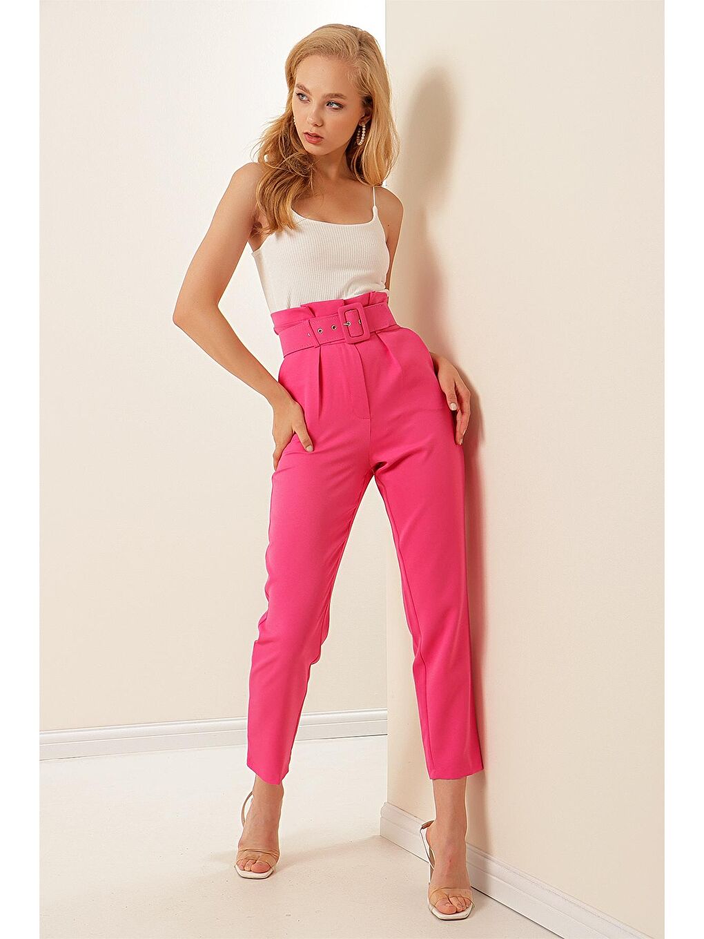 Pembe Kemerli Yüksek Bel Kumaş Pantolon-3
