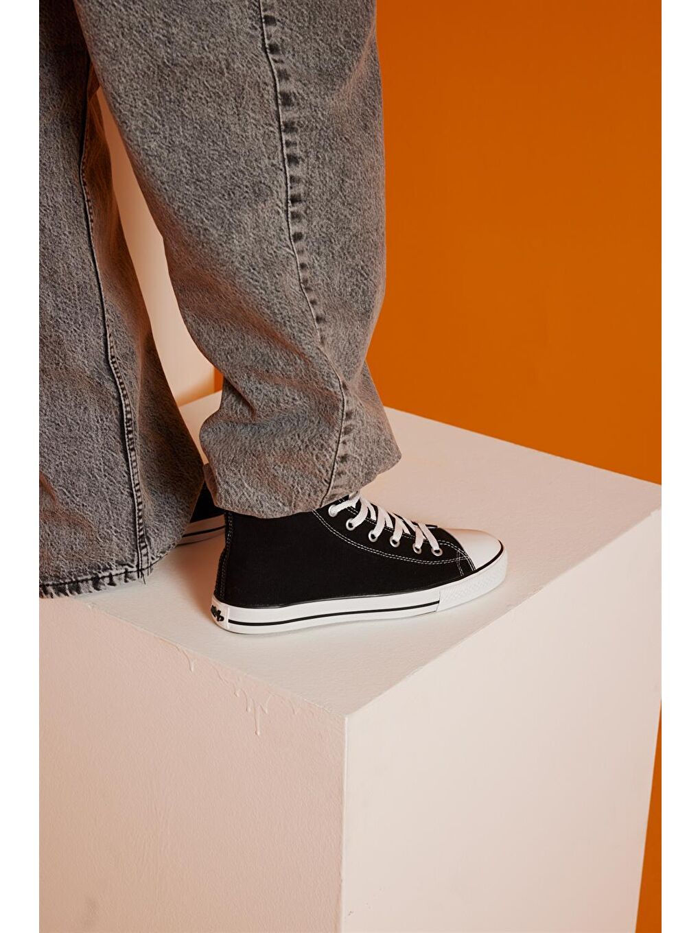 Erkek Siyah-beyaz Kanvas Ayakkabı-3