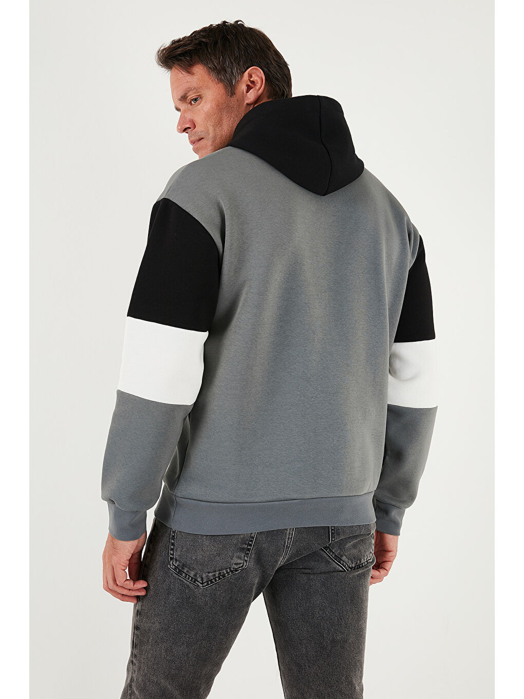 Haki Pamuklu Regular Fit Kapüşonlu İçi Tüylü Yumuşak Şardonlu Erkek Sweat 5905299-5