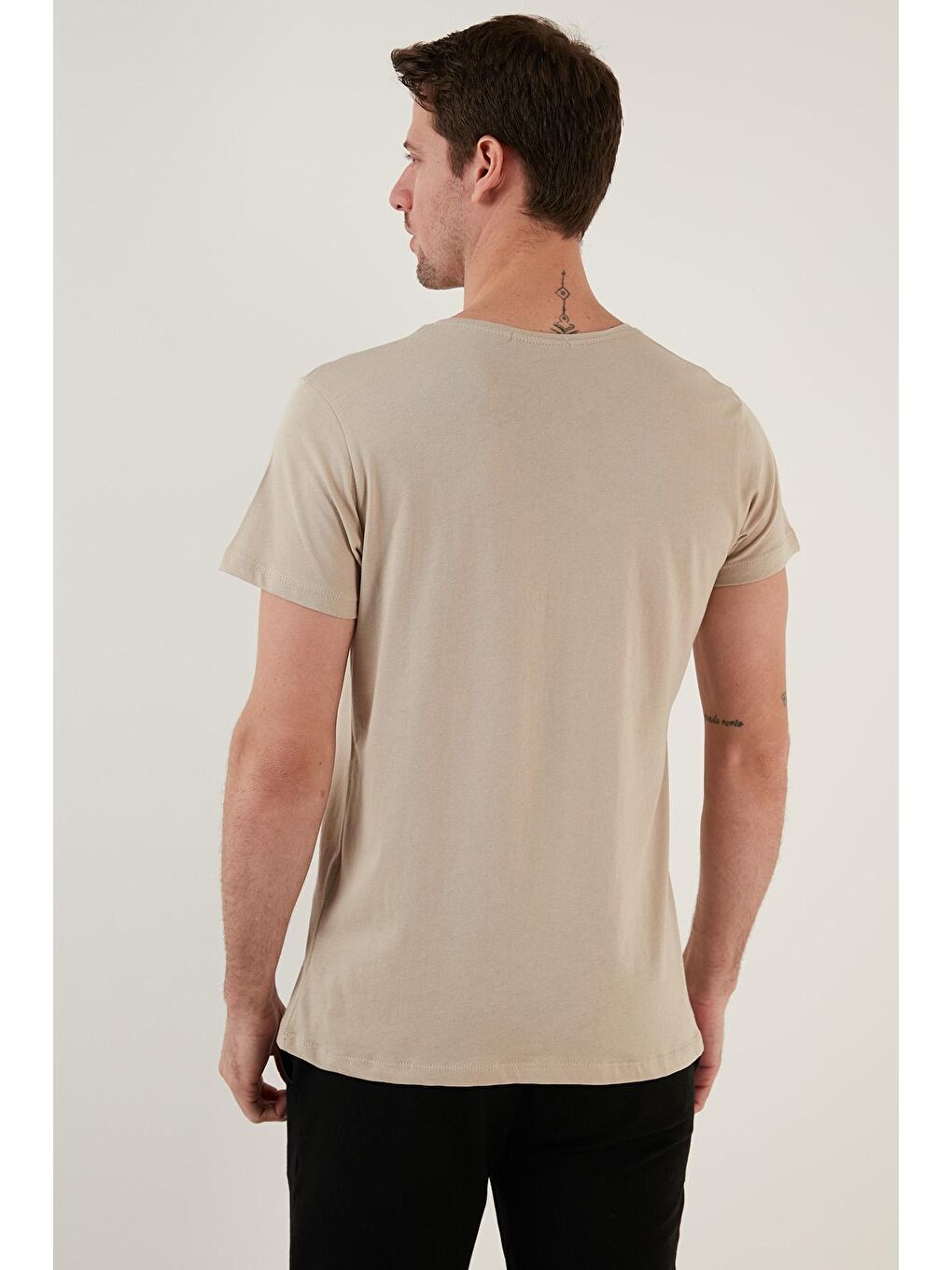 Bej Yazı Baskılı Bisiklet Yaka %100 Pamuk Slim Fit Tişört 541WIND-4