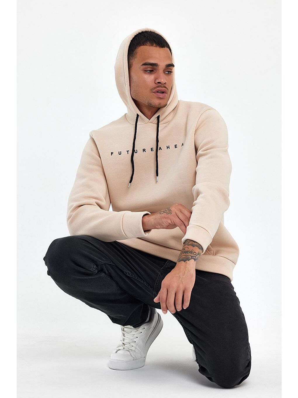 Bej Erkek Kapüşonlu Regular Fit İçi Polarlı 3 iplik Feture Baskılı  spr24sw14-1
