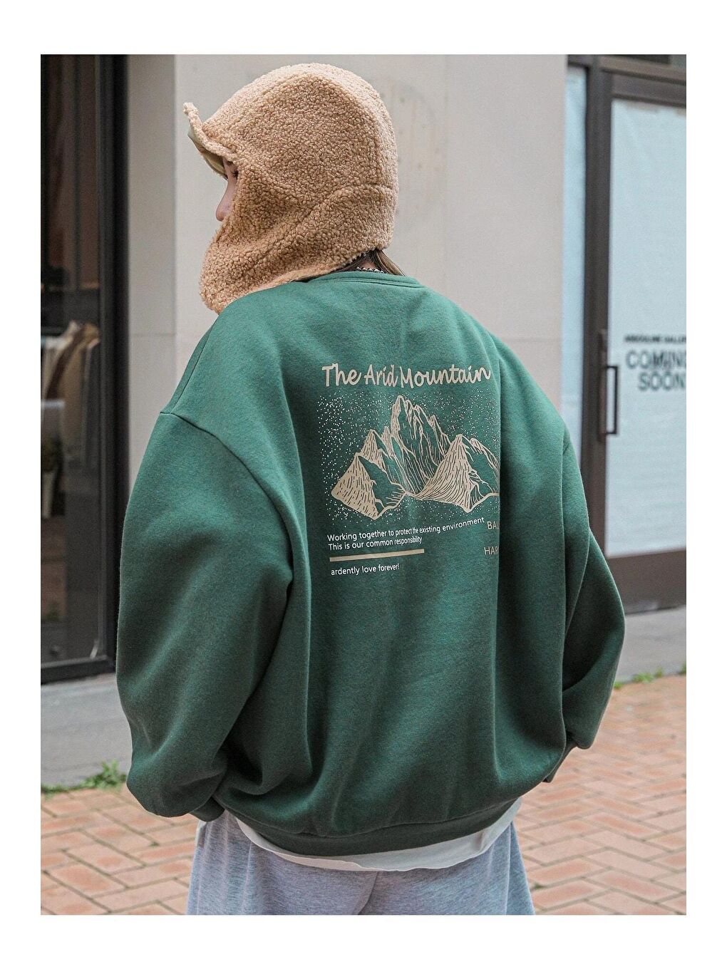 Trendseninle Kadın Yeşil Arid Mountain Baskılı Oversize Sweatshirt