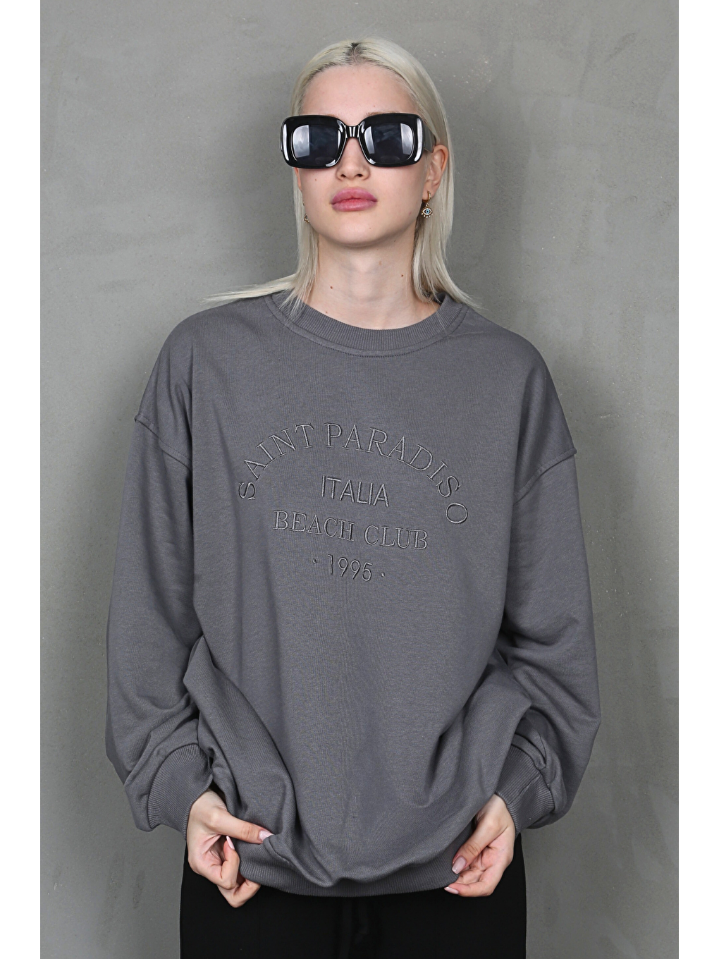 Madmext Füme Bisiklet Yaka Baskılı Sweatshirt MG1924