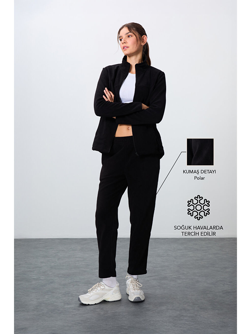 Siyah Kalın Yumuşak Dokulu Dik Yaka Oversize Nakışlı Polar Kadın Eşofman Takım -95339
