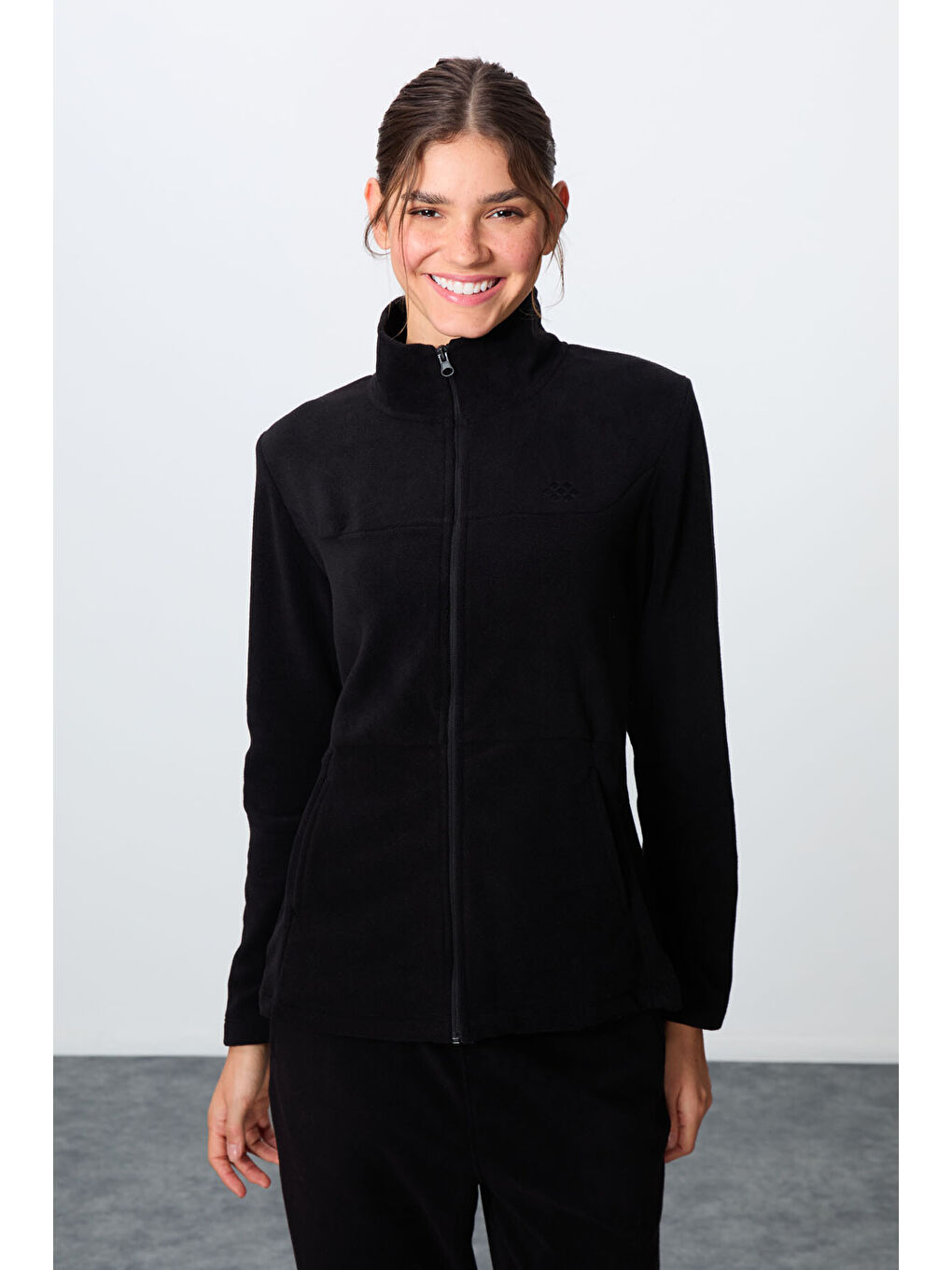 Siyah Kalın Yumuşak Dokulu Dik Yaka Oversize Nakışlı Polar Kadın Eşofman Takım -95339-2