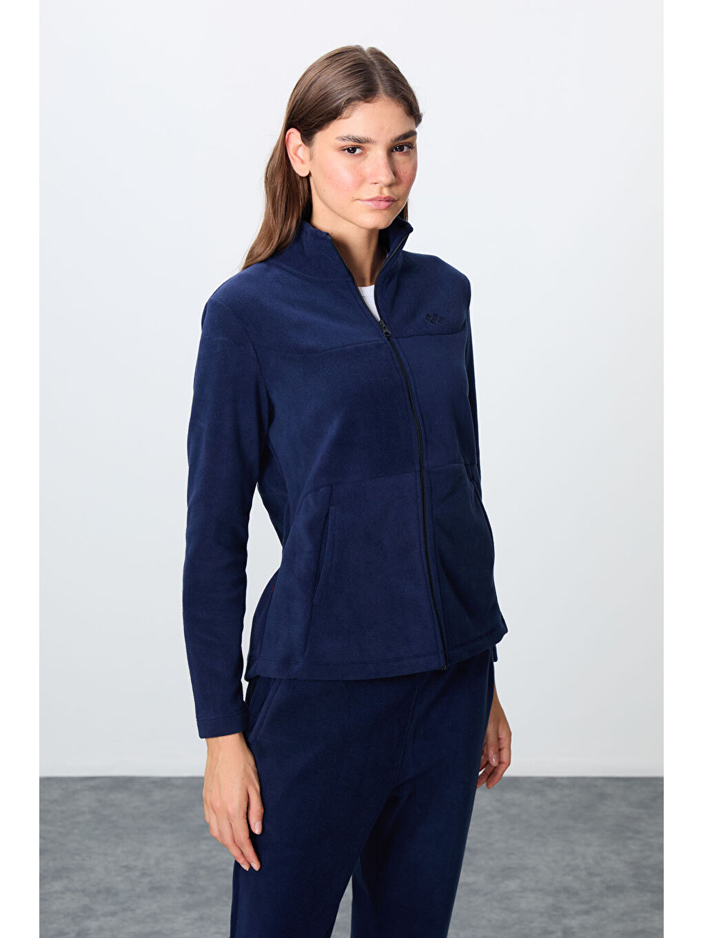 Lacivert Kalın Yumuşak Dokulu Dik Yaka Oversize Nakışlı Polar Kadın Eşofman Takım -95339-4