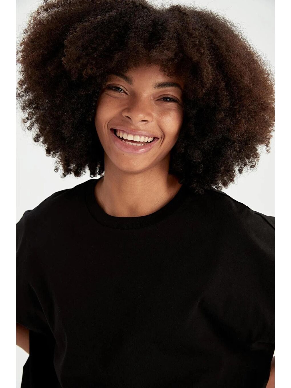 Oversize Fit Pamuklu Kısa Kollu Basic Siyah Tişört-9