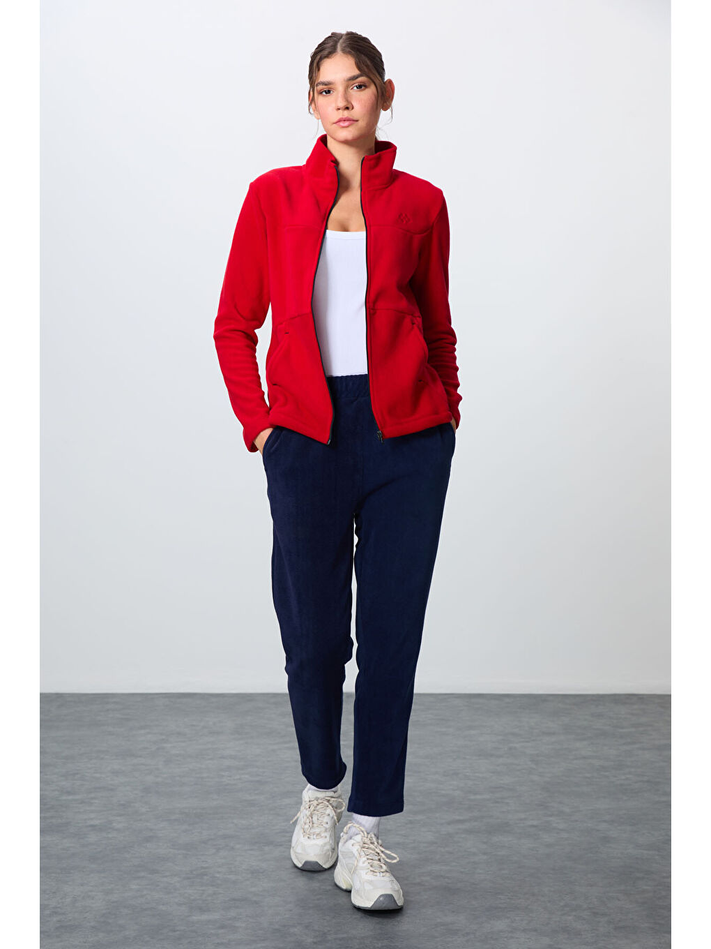 Kırmızı-Lacivert Kalın Yumuşak Dokulu Dik Yaka Oversize Nakışlı Polar Kadın Eşofman Takım -95339-1