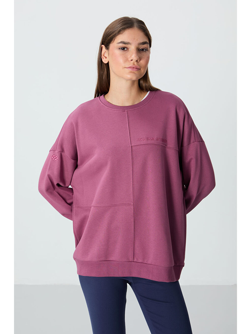 Kırmızı Soft Vişne Kompakt Pamuklu Kalın Pürüzsüz Dokulu O Yaka Oversize Fit Kadın Sweatshirt - 97288-1