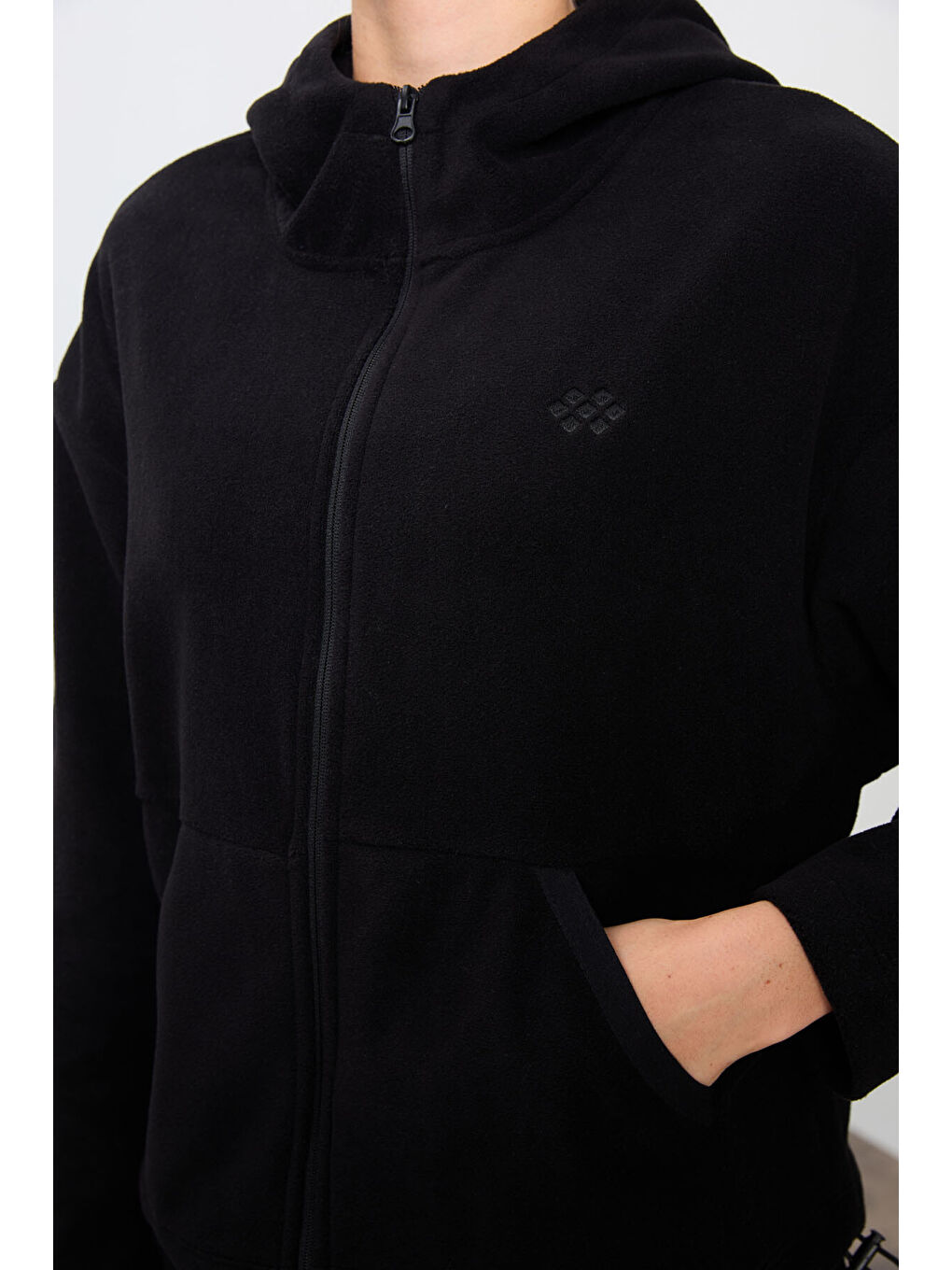 Siyah Kalın Yumuşak Dokulu Kapüşonlu Oversize Nakışlı Polar Kadın Eşofman Takım  95338-4