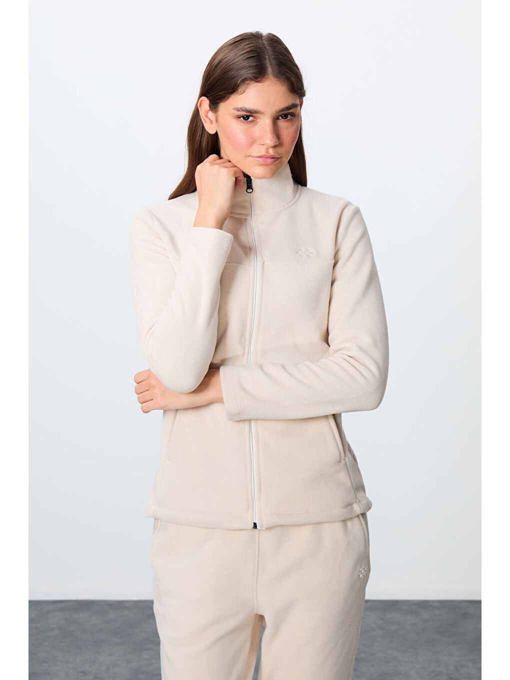 Bej Kalın Yumuşak Dokulu Dik Yaka Oversize Nakışlı Polar Kadın Eşofman Takım -95339-1