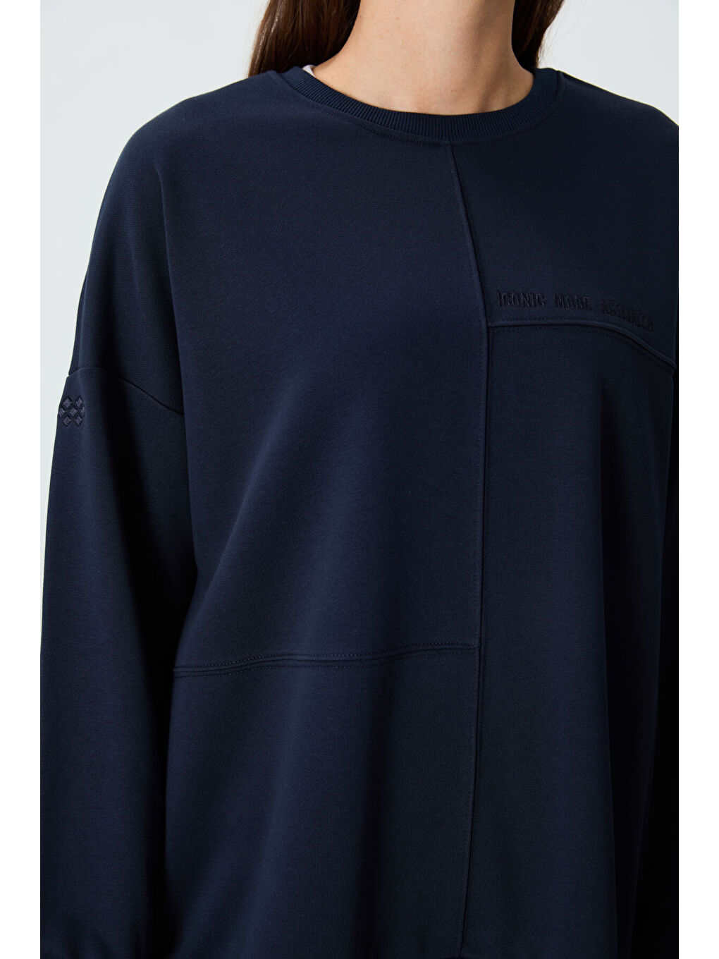 İndigo Kompakt Pamuklu Kalın Pürüzsüz Dokulu O Yaka Oversize Fit Kadın Sweatshirt - 97288-2