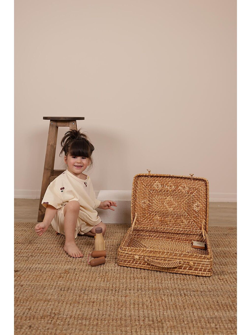 Bej Kiraz Baskılı Şortlu Takım-5