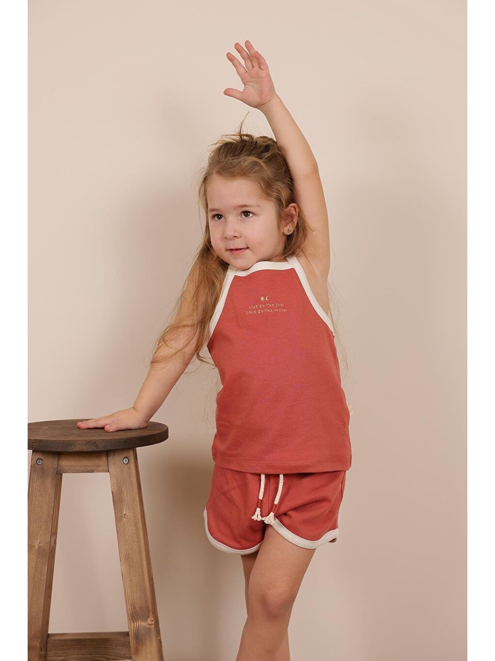 Koyu Turuncu Askılı Şortlu Takım-3