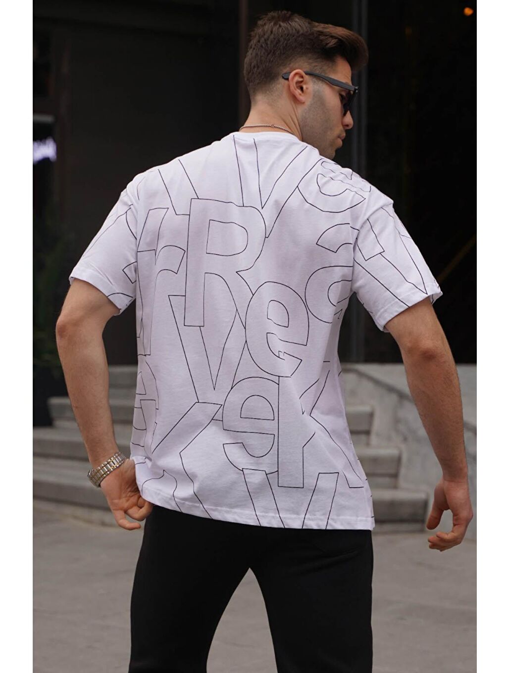 Erkek Beyaz Harf Desenli Bisiklet Yaka  %100 Pamuk Tişört 6061-1