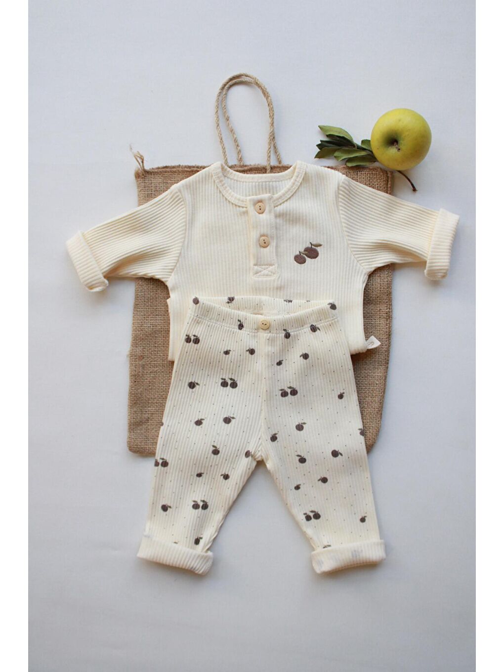 Ekru Elma Nakışlı Mona Serisi Uzun Kollu Body Tayt Set-2