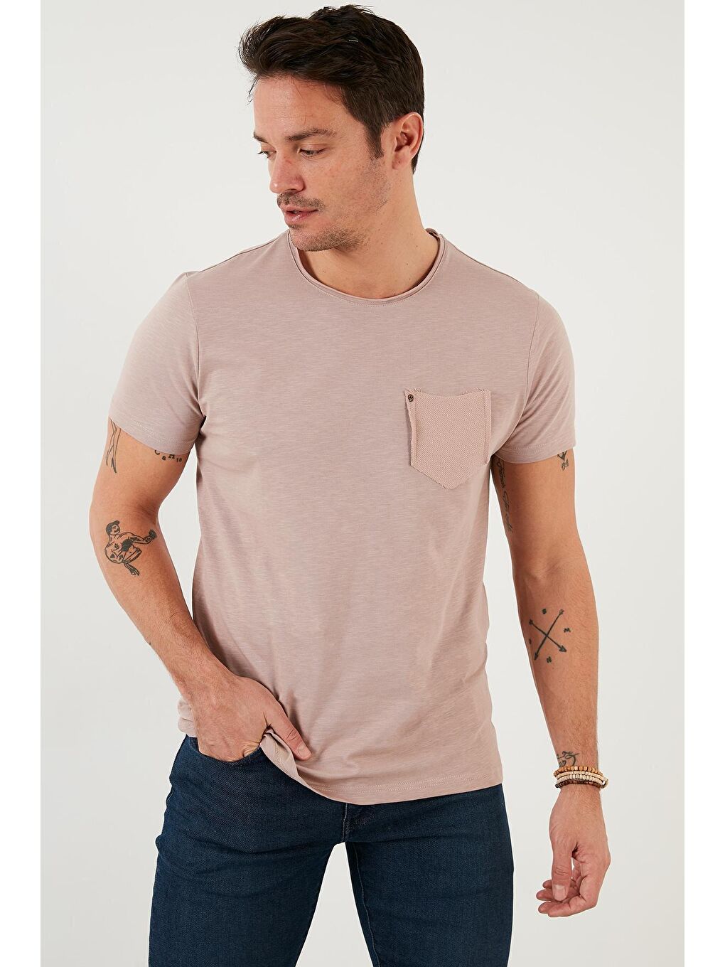 Bej % 100 Pamuklu Slim Fit Bisiklet Yaka Cepli Tişört 5902000-1