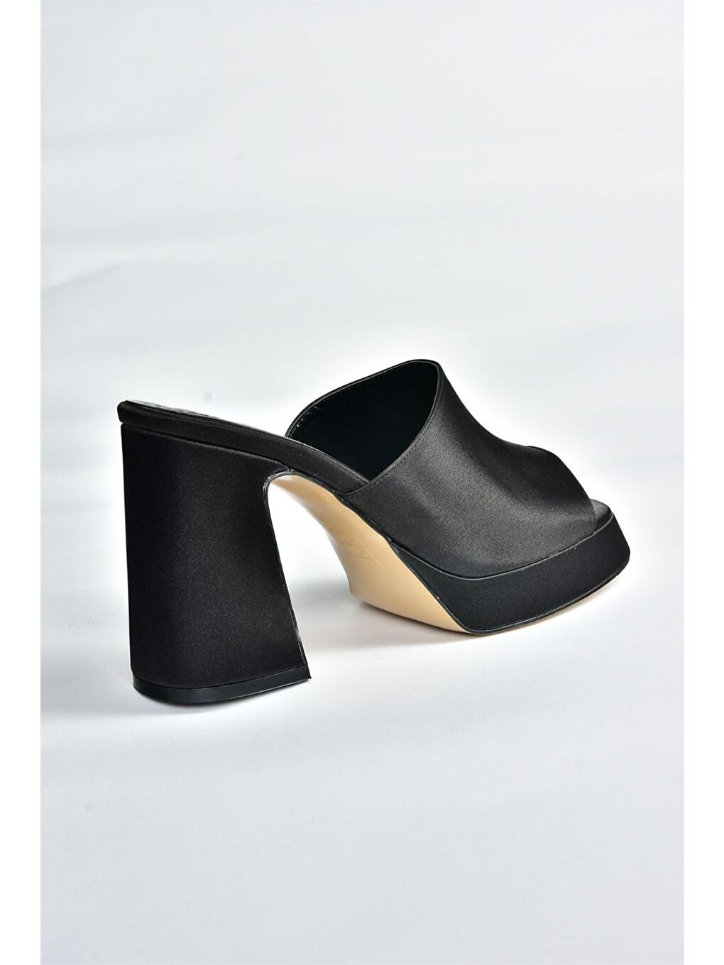 M570021204 Siyah Kadın Terlik-4