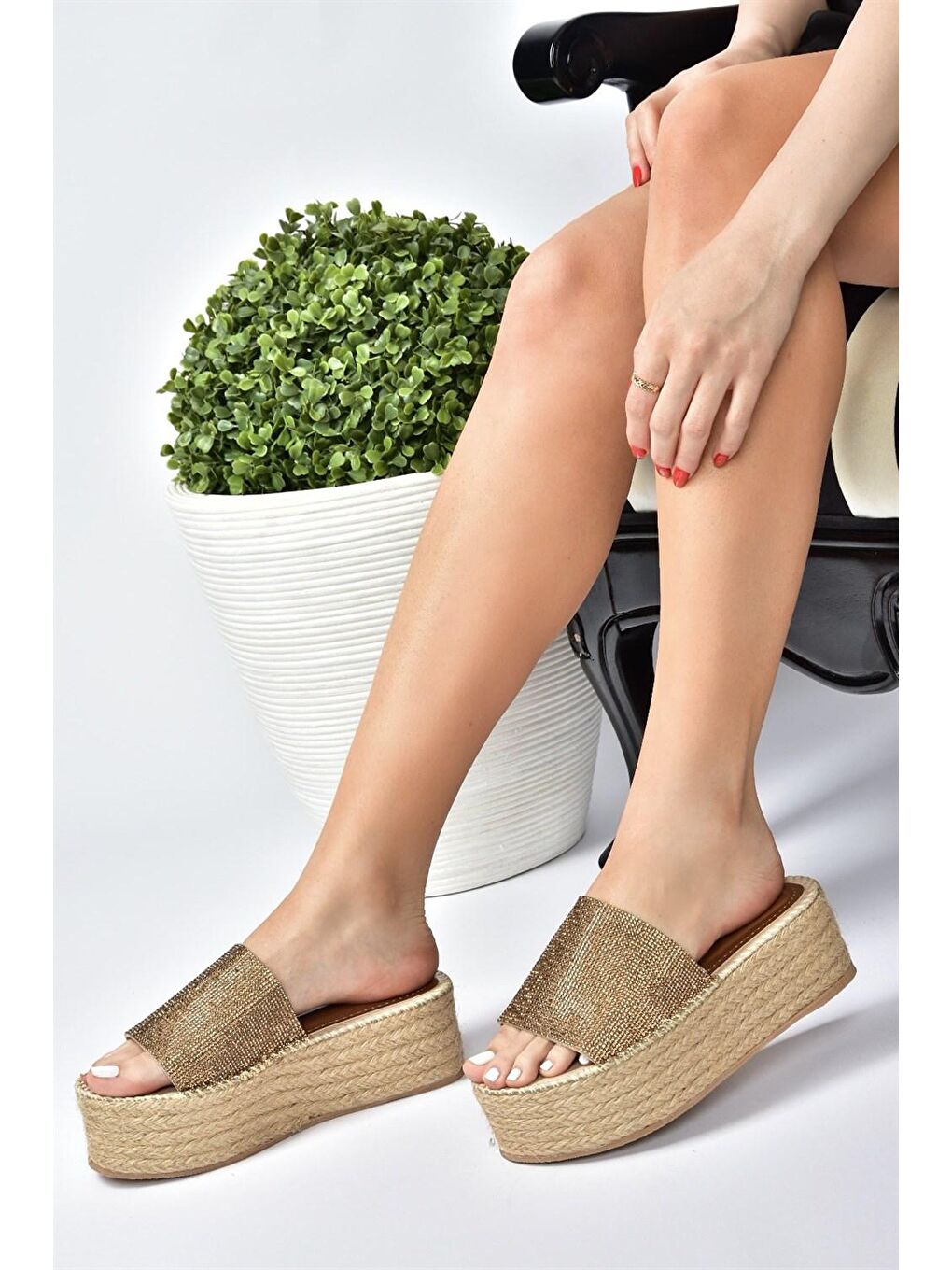 Sarı M882201017 Altın Kadın Terlik-1