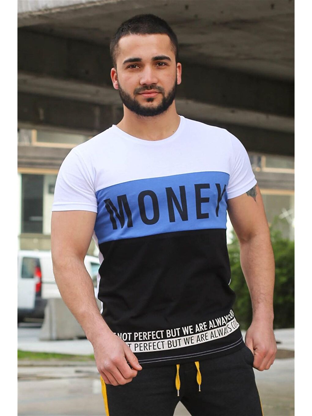 Renk Bloklu Yazı Detaylı Beyaz %100 Pamuk Tişört 3077-2