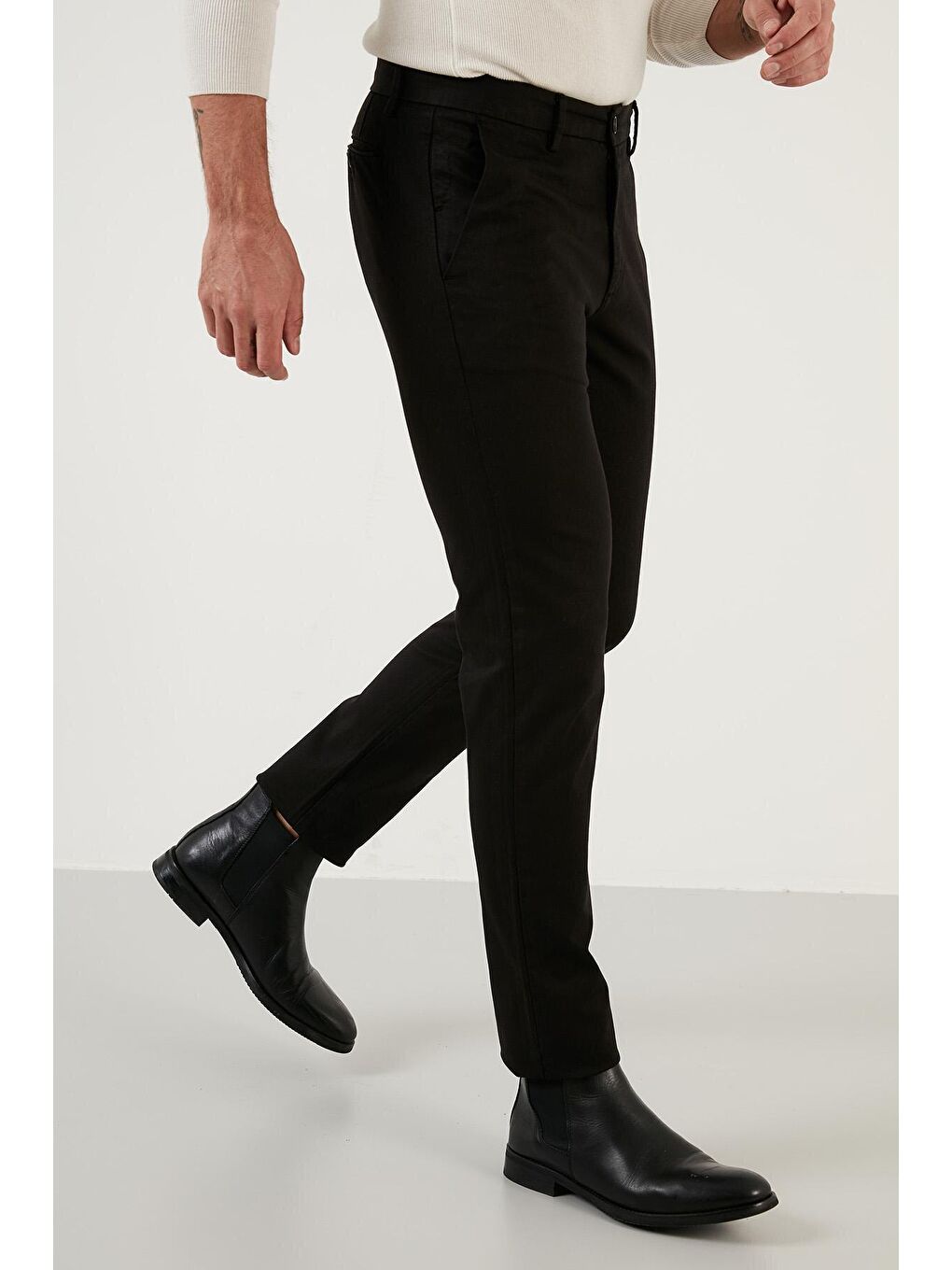Siyah Pamuklu Normal Bel Slim Fit Boru Paça Erkek Pantolon 216MILANO-3