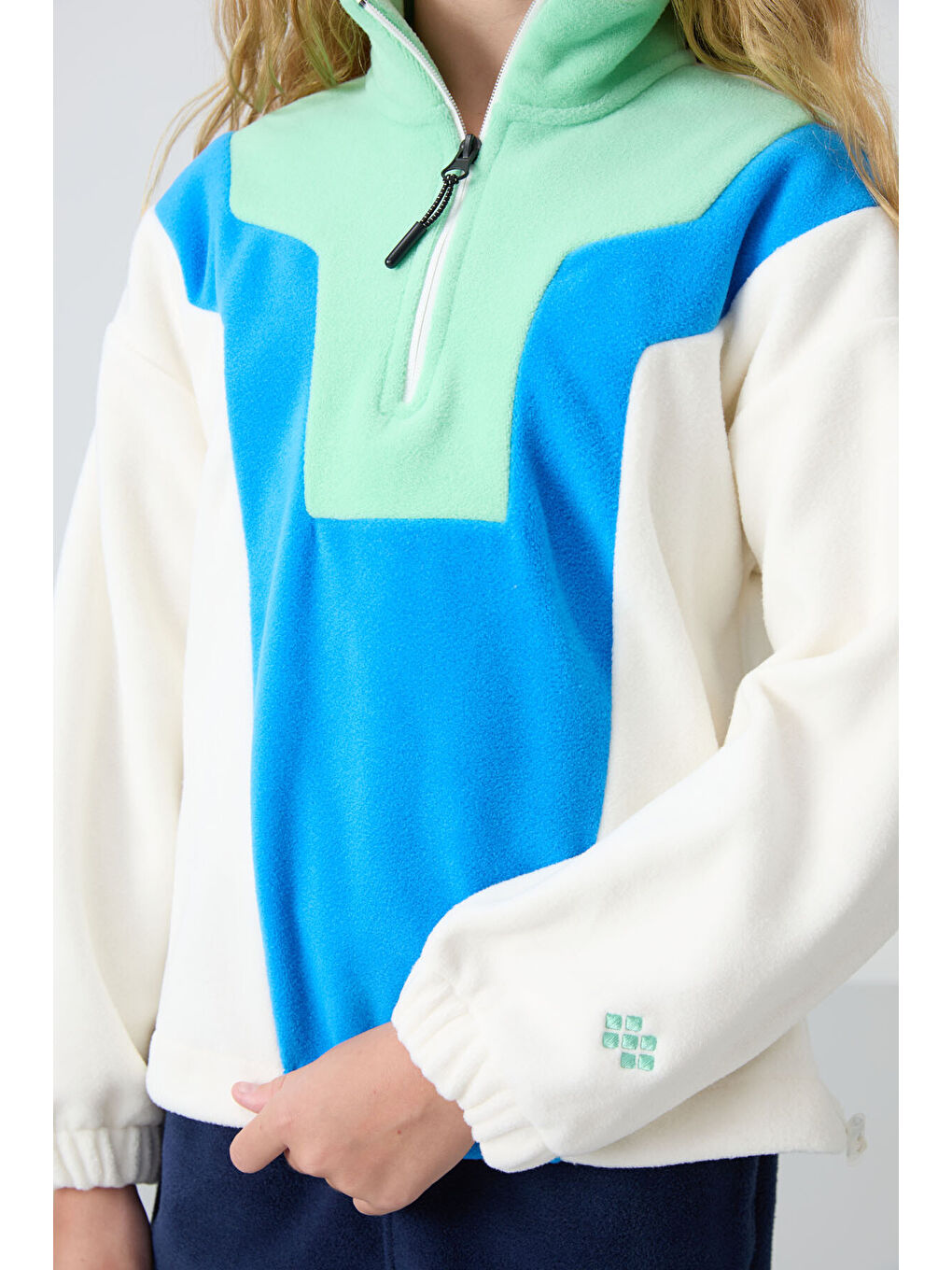 Ekru Kalın Yumuşak Dokulu Oversize Nakışlı Polar Kız Çocuk Sweatshirt - 75153-2