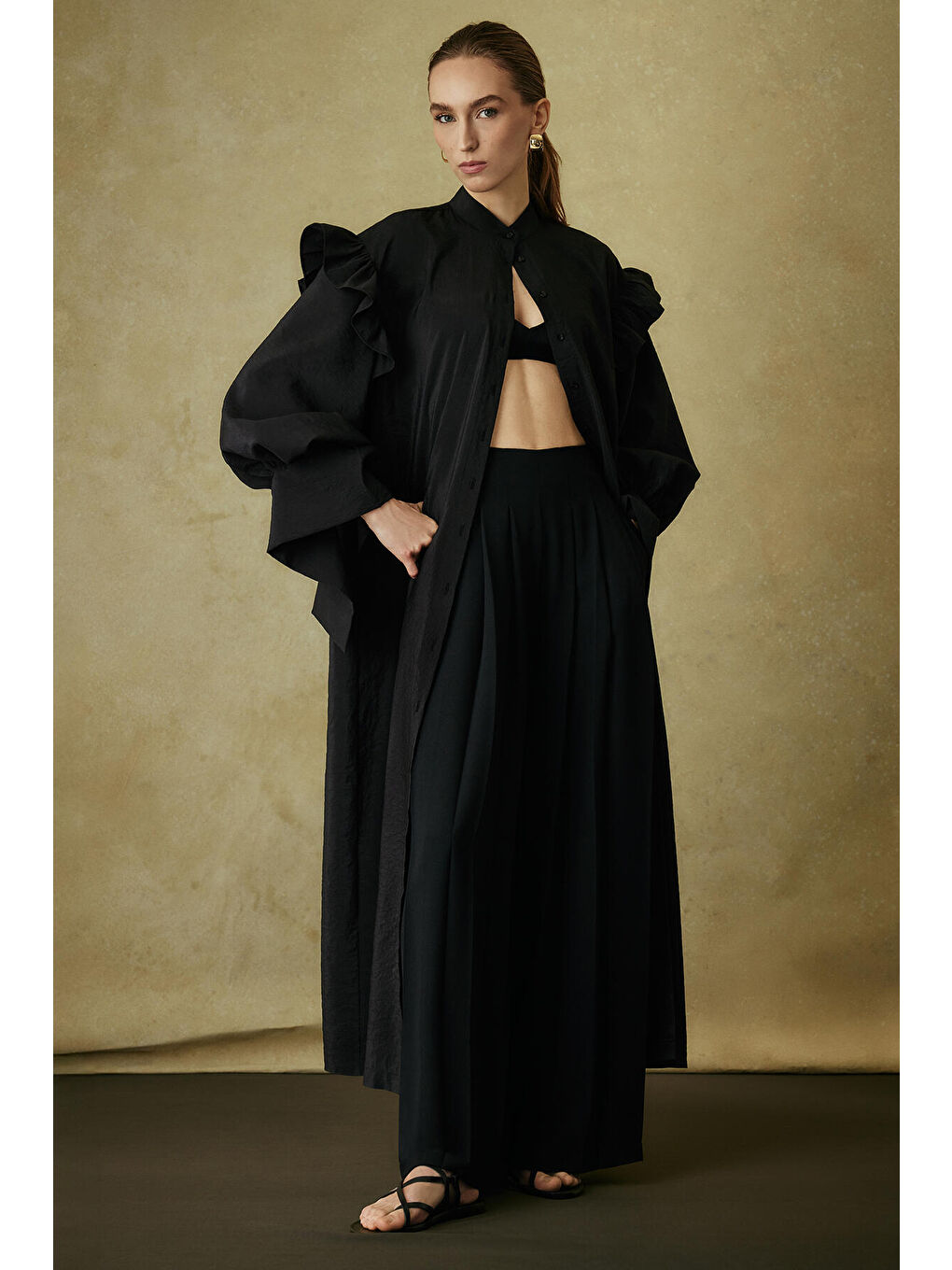 Siyah Fırfırlı Kupra Elbise