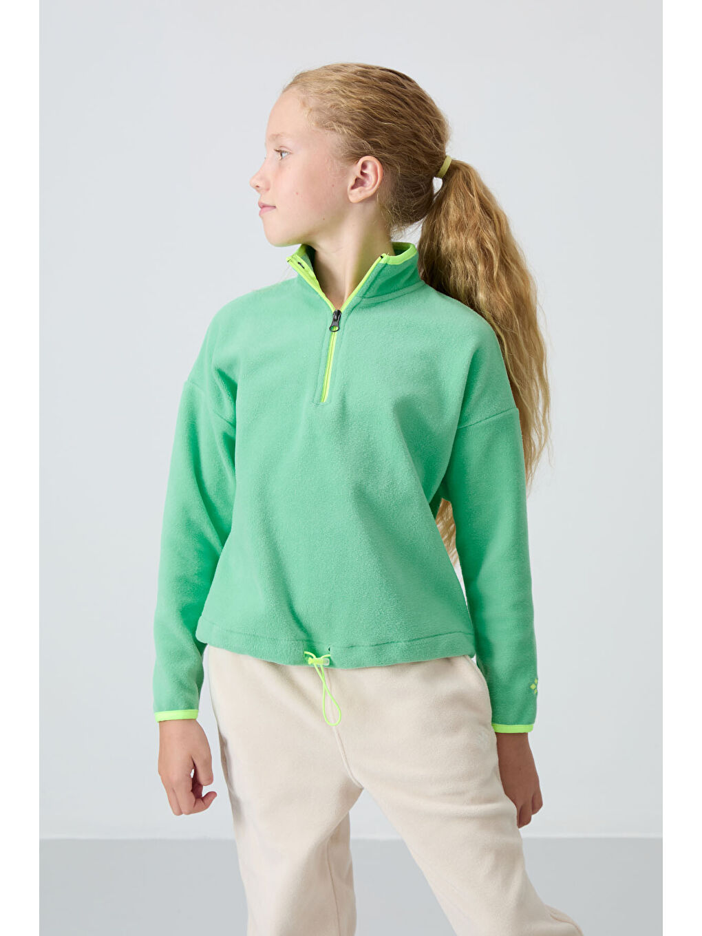 Turkuaz Su Yeşil Kalın Yumuşak Dokulu Standart Fit Nakışlı Polar Kız Çocuk Sweatshirt - 75151-1