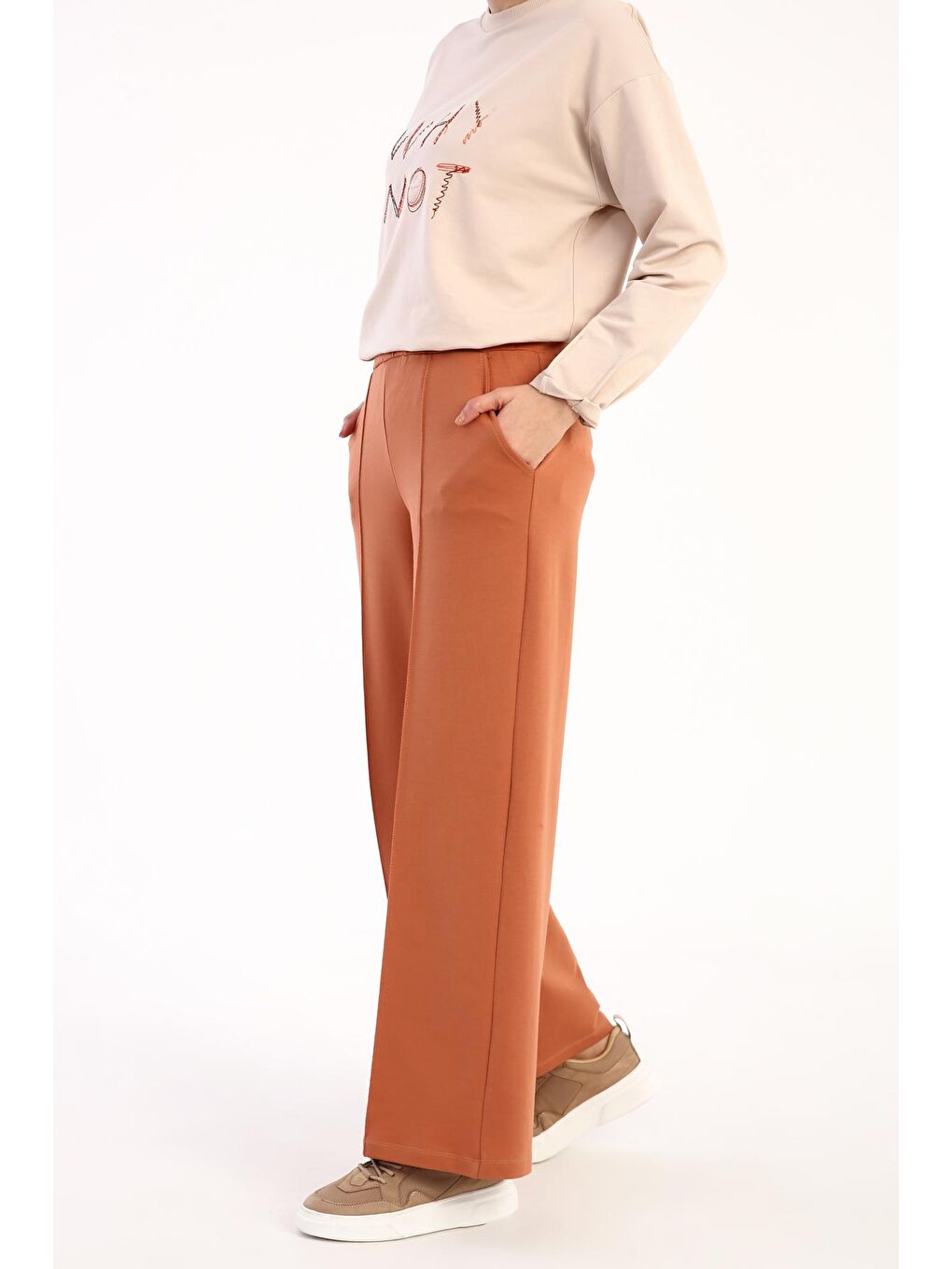 Kahverengi Kiremit Çimalı Cepli Bol Paça Eşofman Altı-2