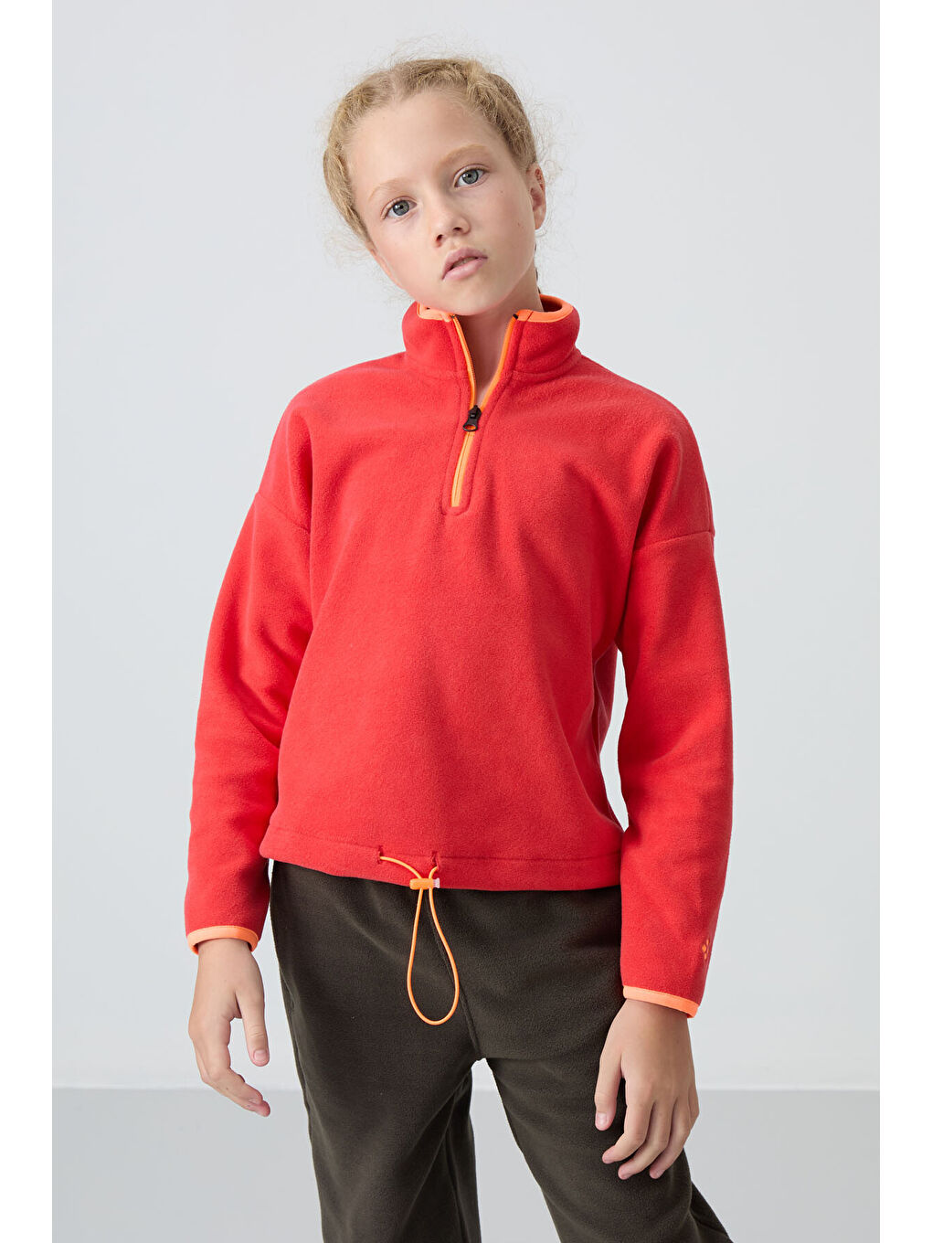 Kırmızı Fiesta  Kalın Yumuşak Dokulu Standart Fit Nakışlı Polar Kız Çocuk Sweatshirt - 75151-1