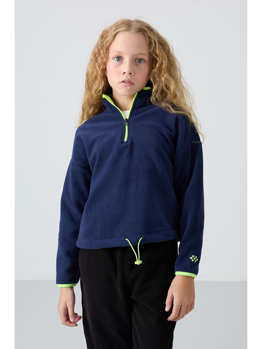 İndigo Kalın Yumuşak Dokulu Standart Fit Nakışlı Polar Kız Çocuk Sweatshirt - 75151-1