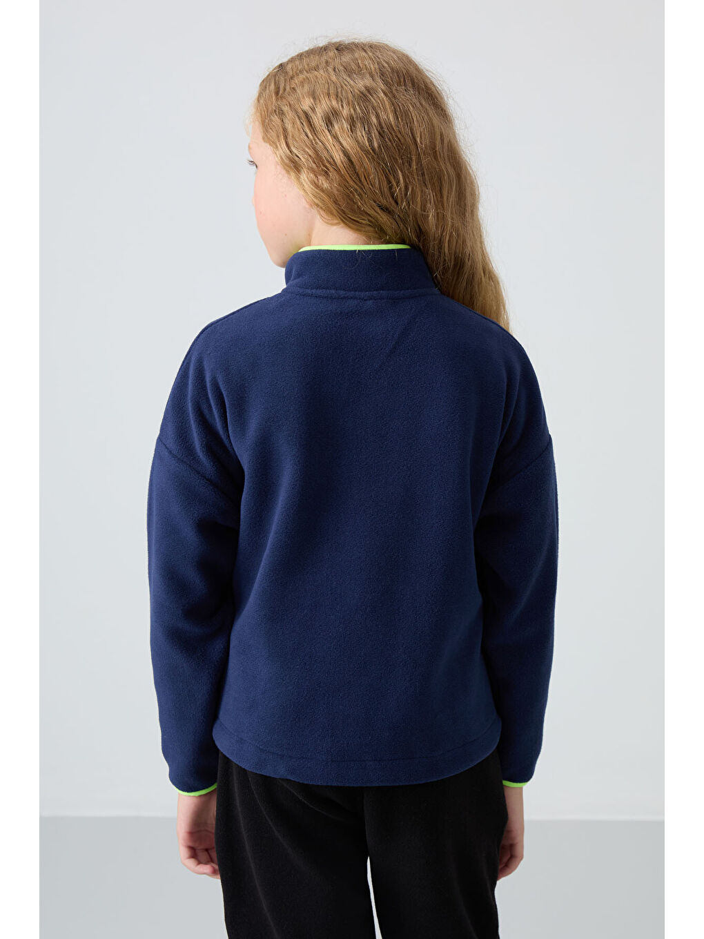 İndigo Kalın Yumuşak Dokulu Standart Fit Nakışlı Polar Kız Çocuk Sweatshirt - 75151-4