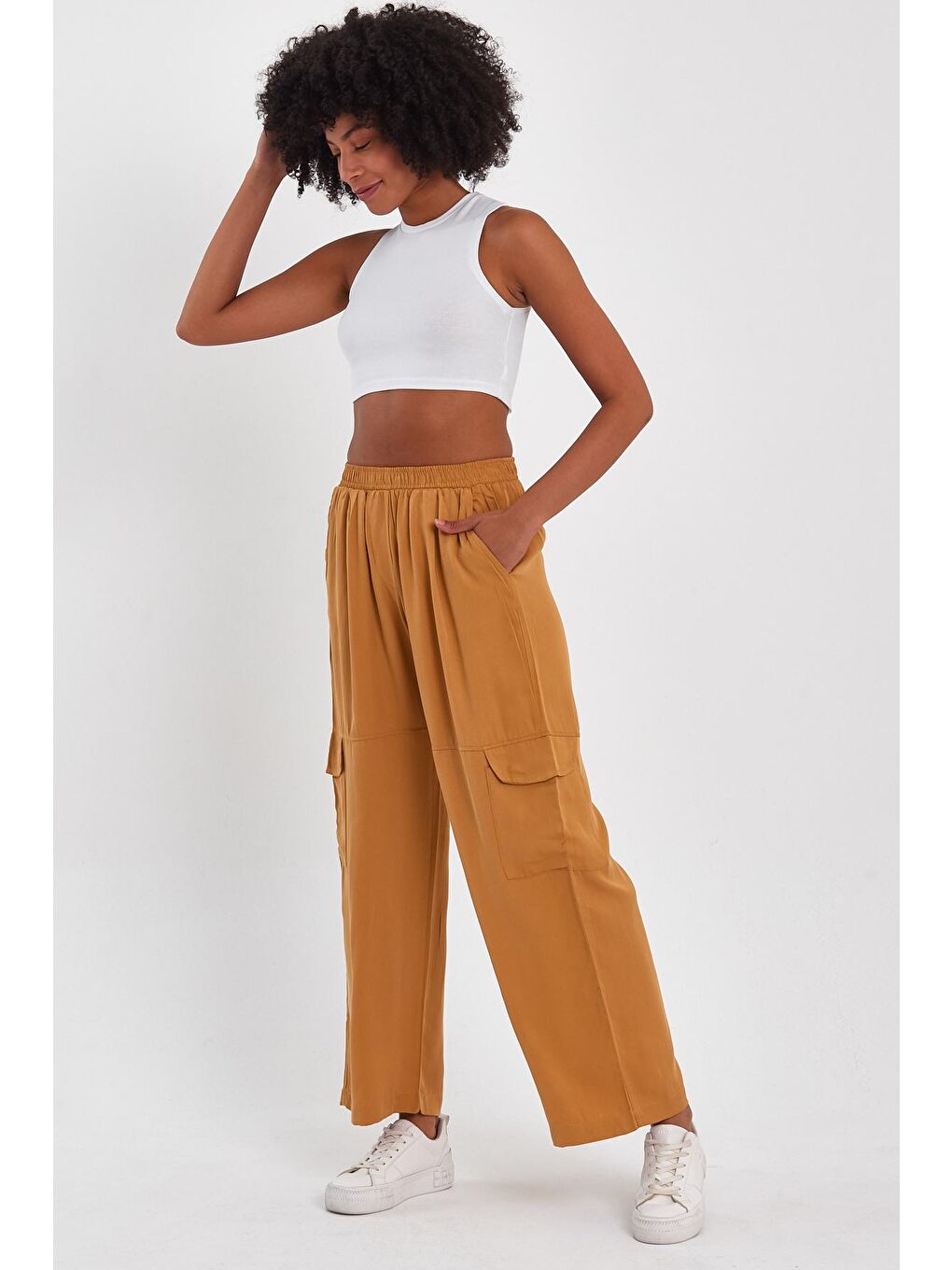 Sarı Kadın Beli Lastikli Kargo Cepli Düz Paça Pantolon-3