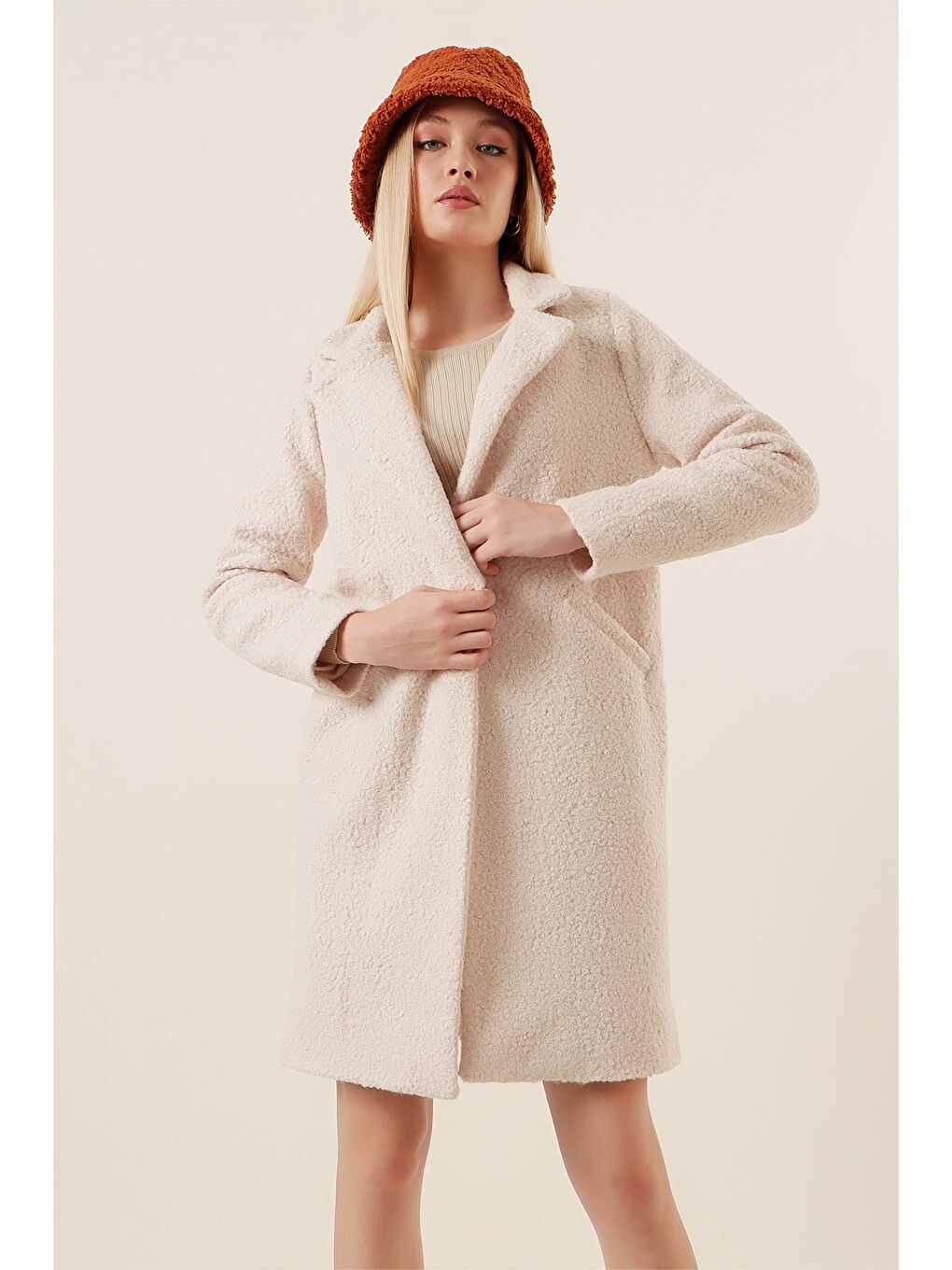 Bej Taş Tek Düğmeli Astarlı Cepli Buklet Kaşe Kaban-1