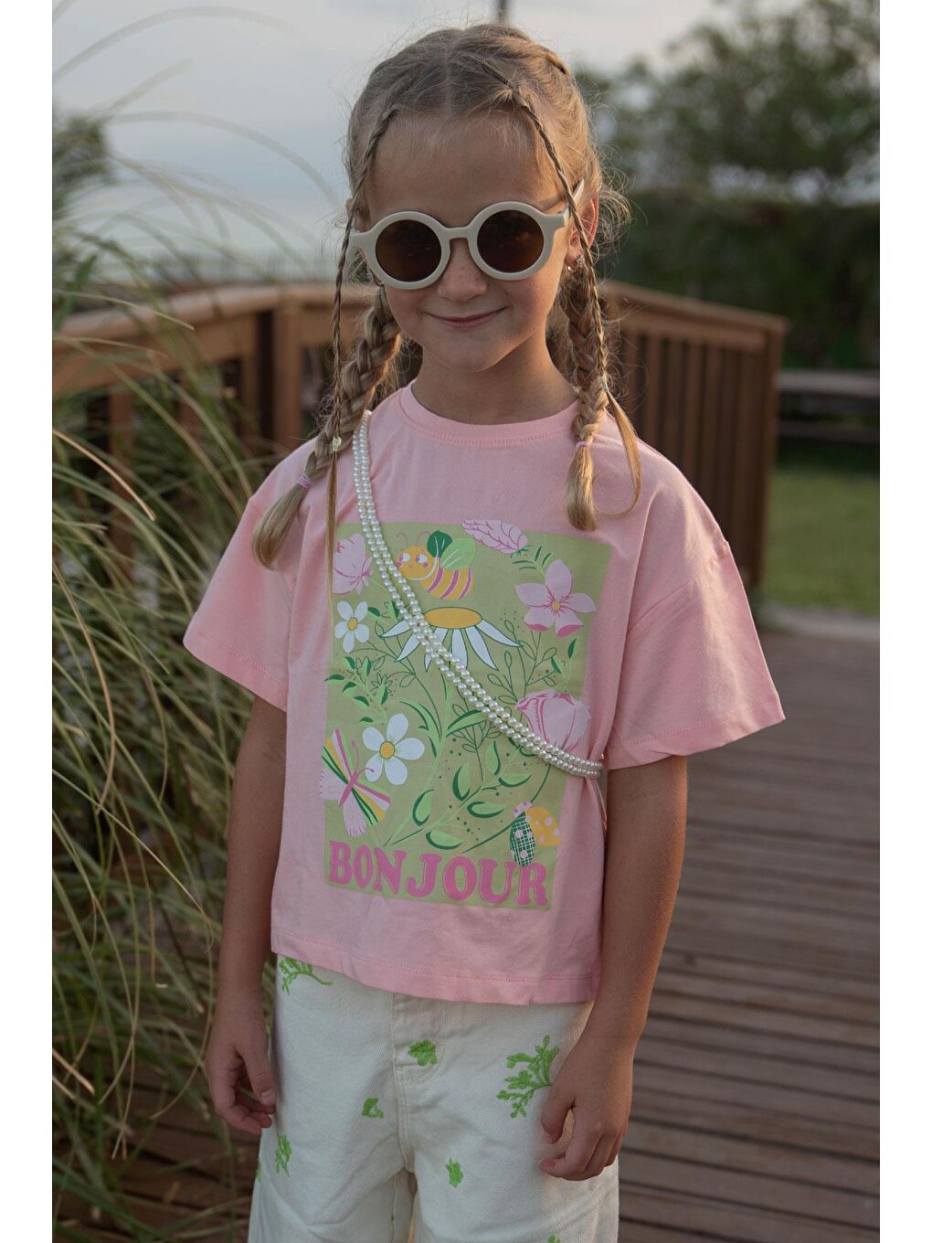 Pembe Kız Çocuk Tişört Crop Doğa Temalı Hayvancık Baskılı Somon (6-12 Yaş)