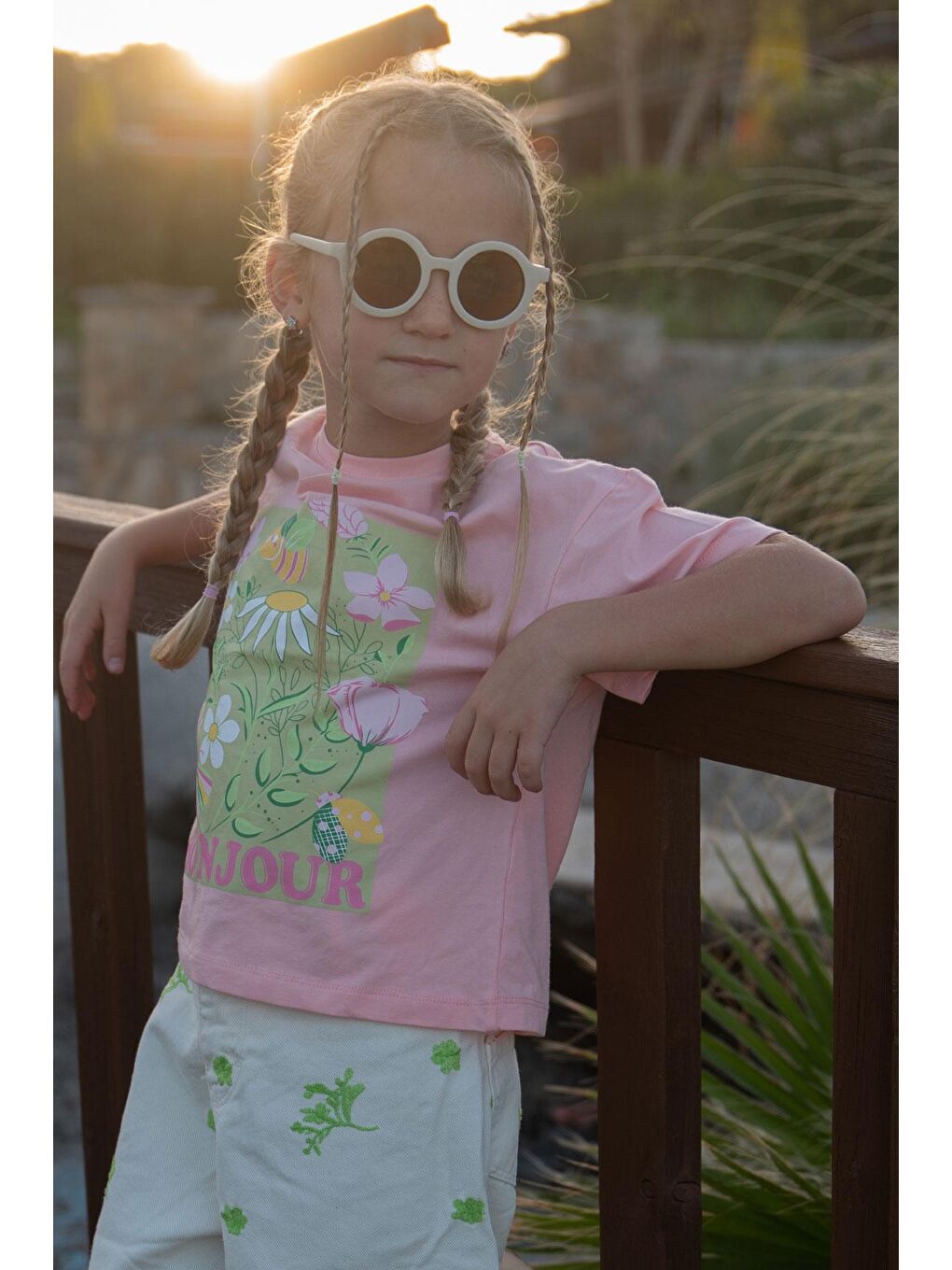 Pembe Kız Çocuk Tişört Crop Doğa Temalı Hayvancık Baskılı Somon (6-12 Yaş)-2