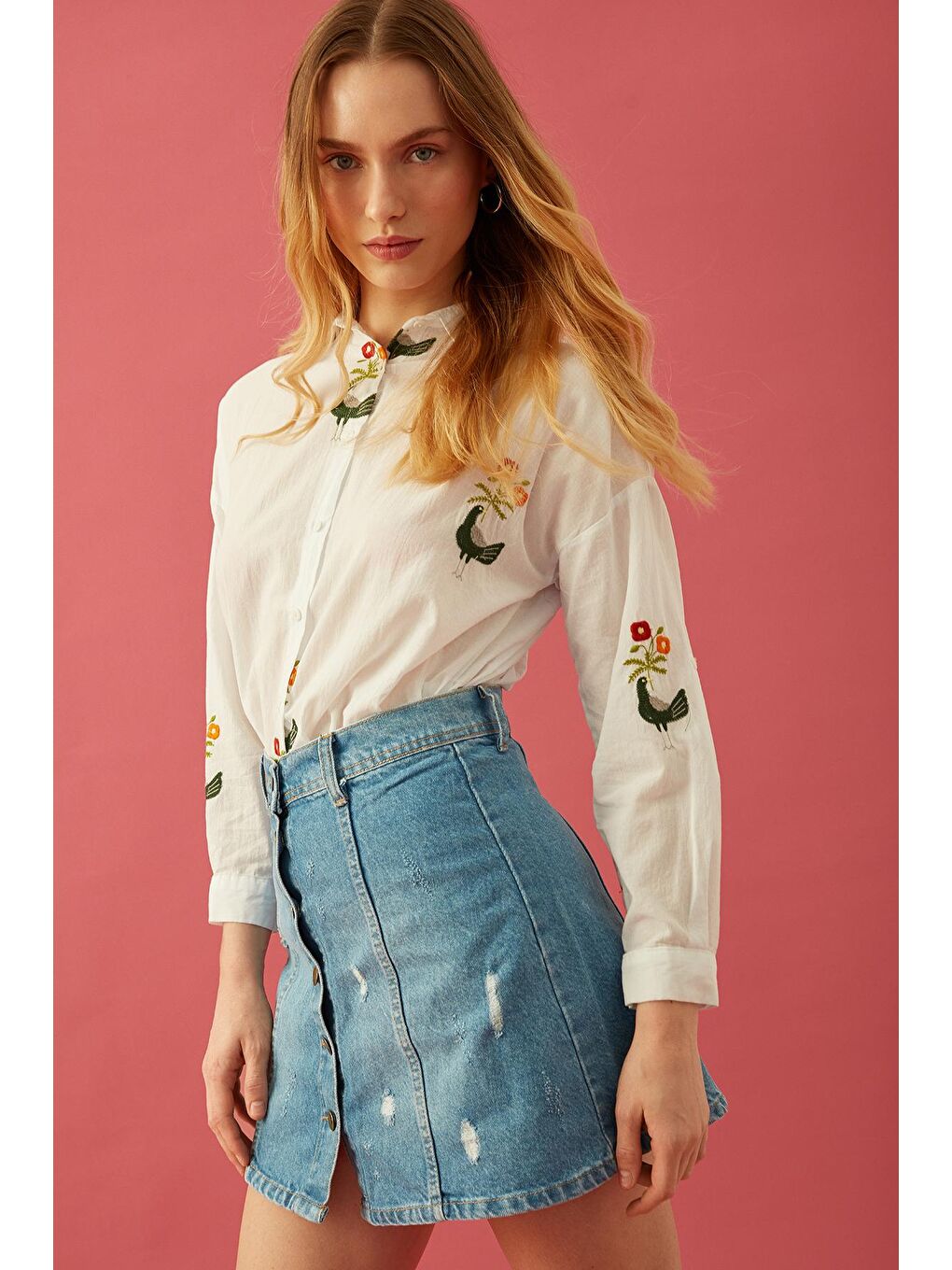 Ekru Çiçek Nakış Detaylı Gömlek-2