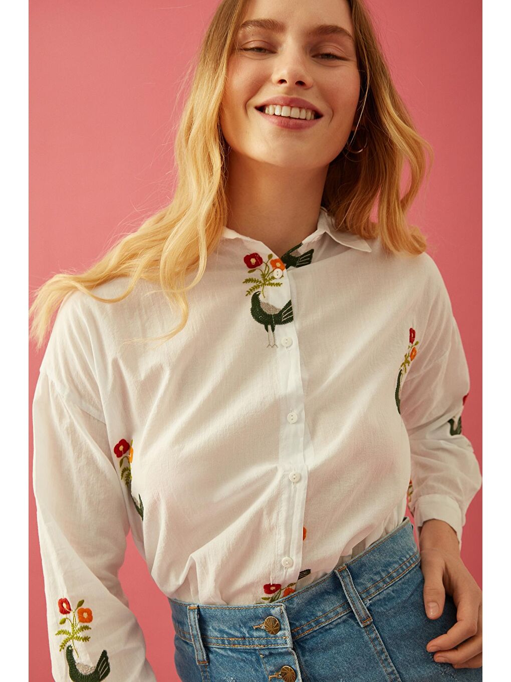 Ekru Çiçek Nakış Detaylı Gömlek-3
