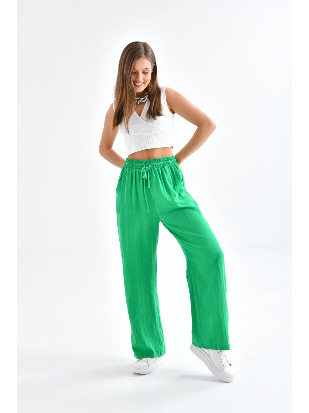Bol Paça Kadın Yeşil Pantolon-3