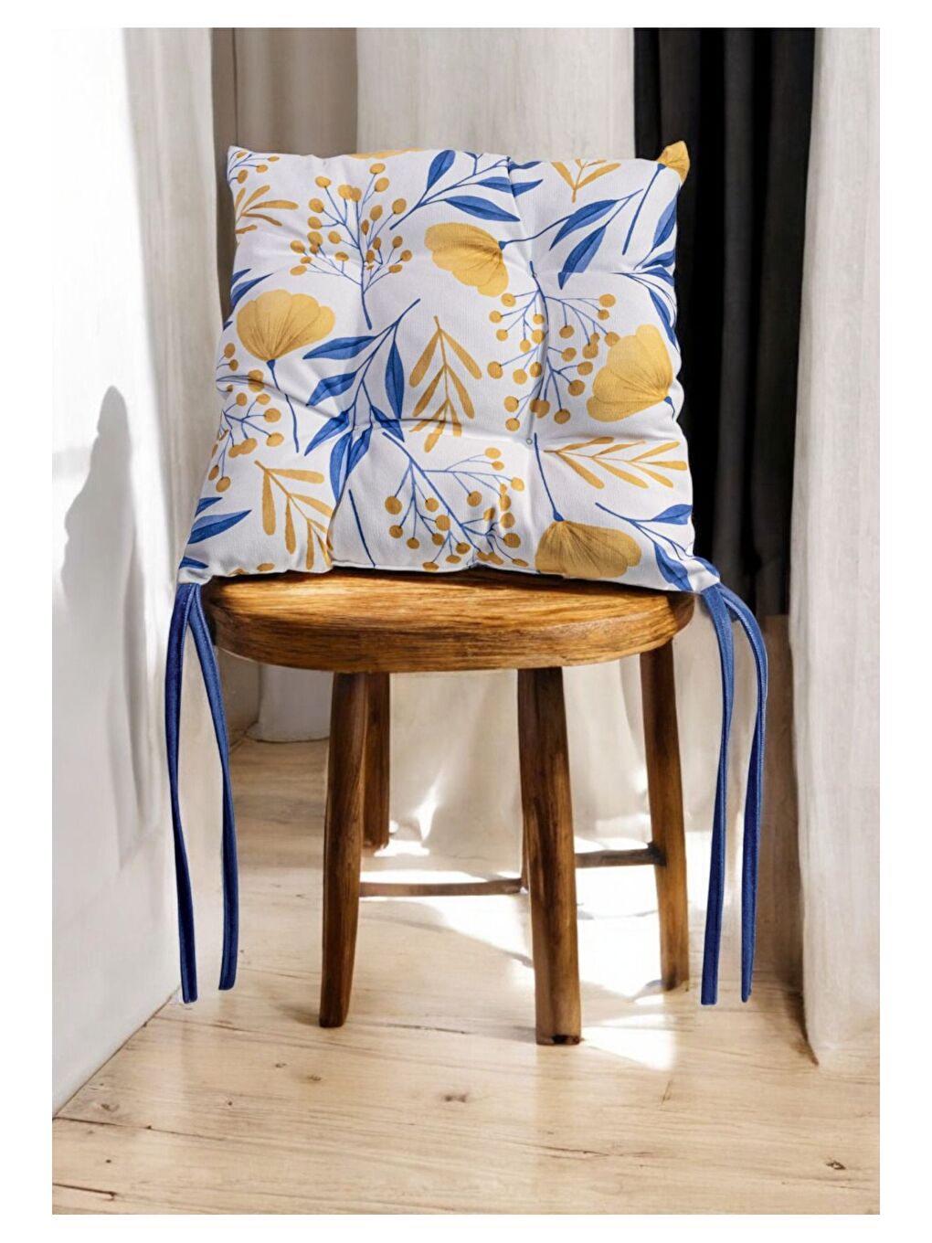 Lacivert Dijital Baskı Pofidik Sandalye Minderi Özel Dikişli Bağcıklı 40x40 Cm-1