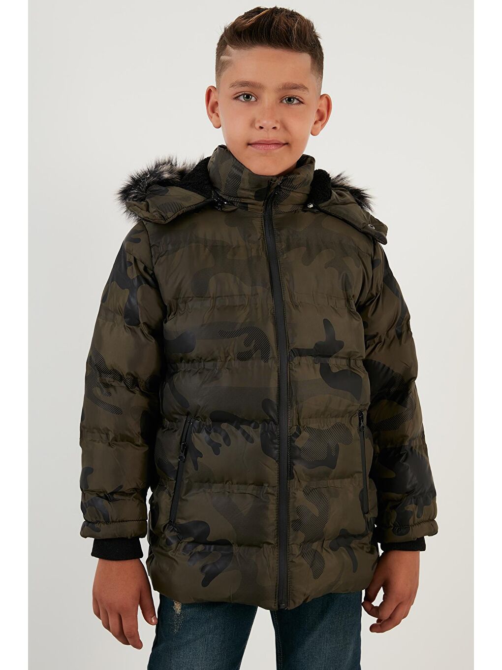 Haki Kamuflaj Desenli Peluş Astarlı Çıkarılabilir Kapüşonlu Cepli Kışlık Mont 5760071-7