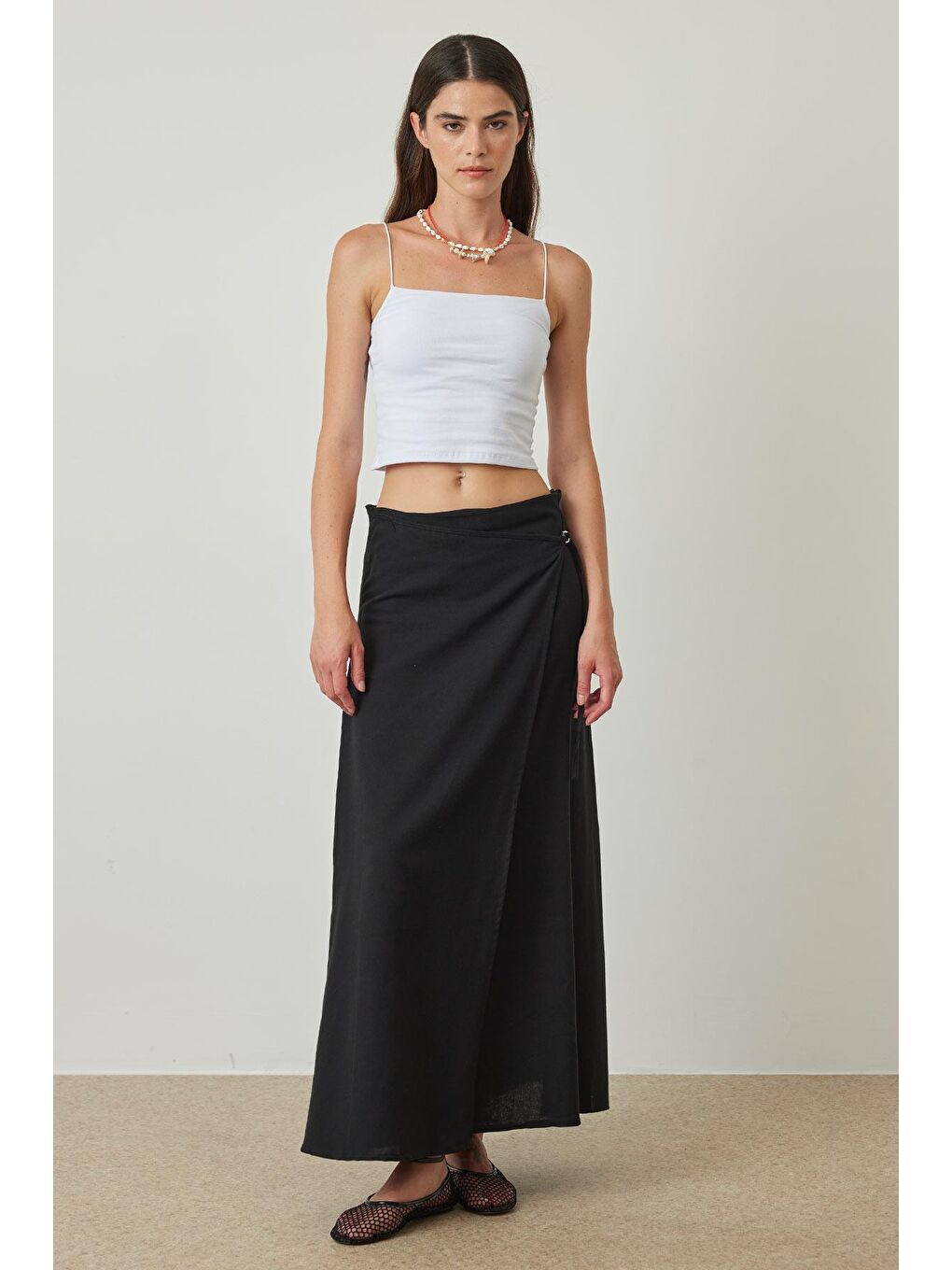 D Toka Aksesuarlı Siyah Etek-1