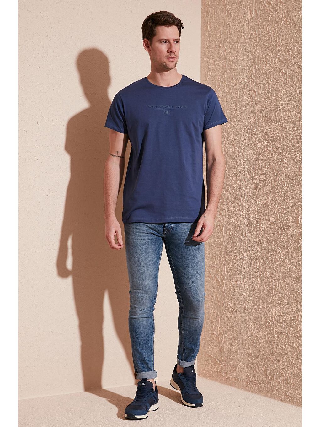 Lacivert Yazı Baskılı Bisiklet Yaka %100 Pamuk Slim Fit Basic Tişört 541TACTICAL-1